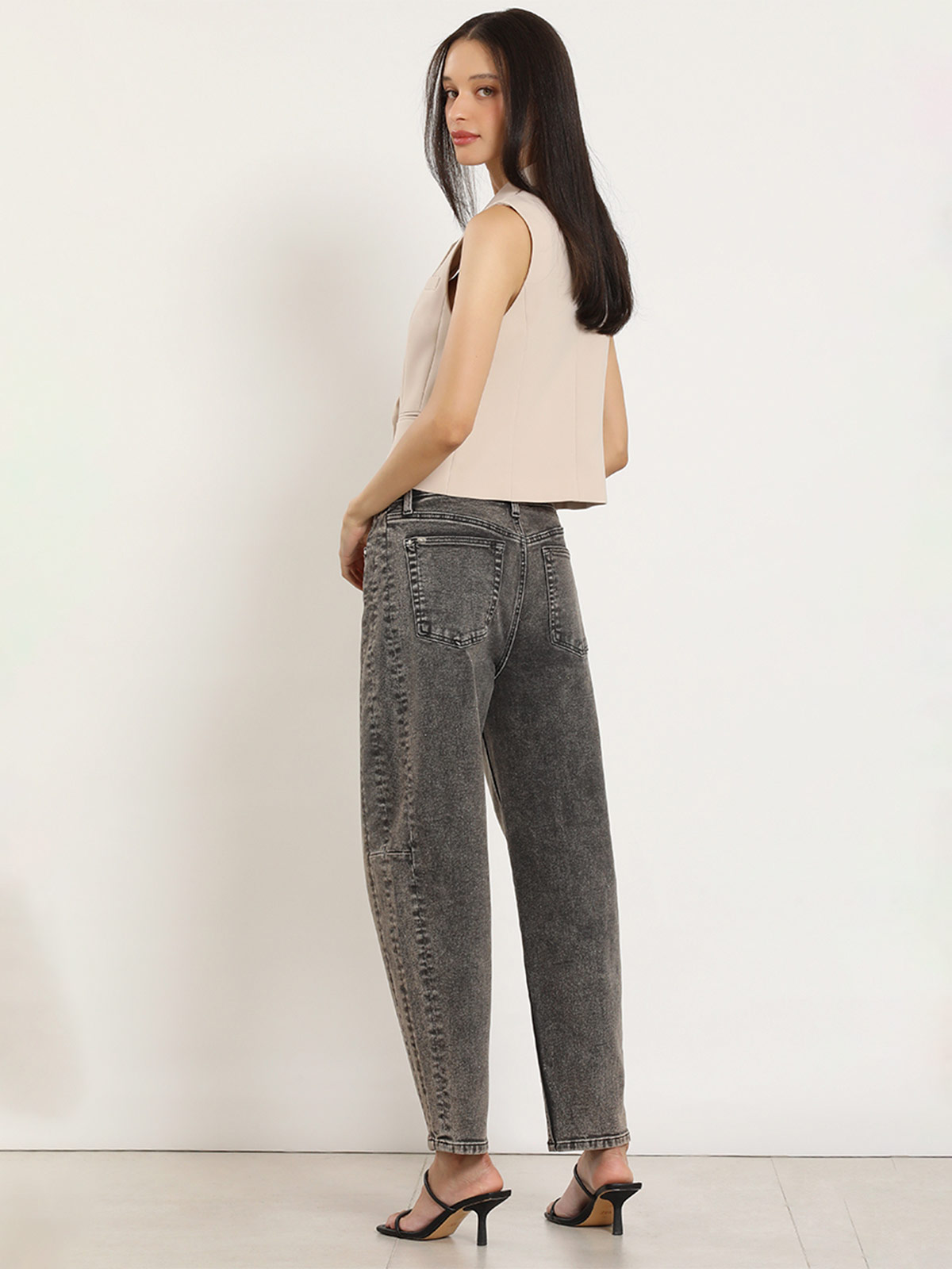 JEANS ALGODÓN BARREL MUJER LIOLA TIRO ALTO - 4