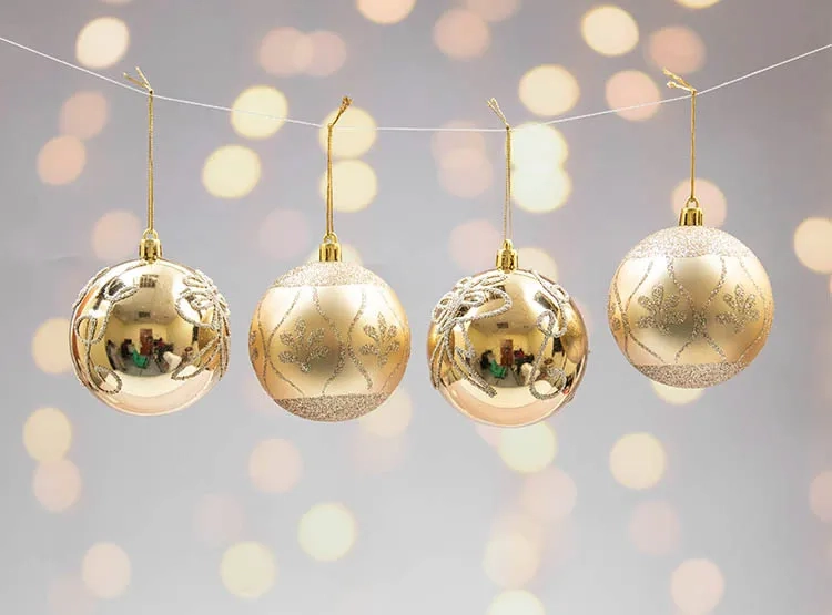 PACK 4 BOLAS DE NAVIDAD RIPLEY HOME CHAMPAÑA 8CM - 1