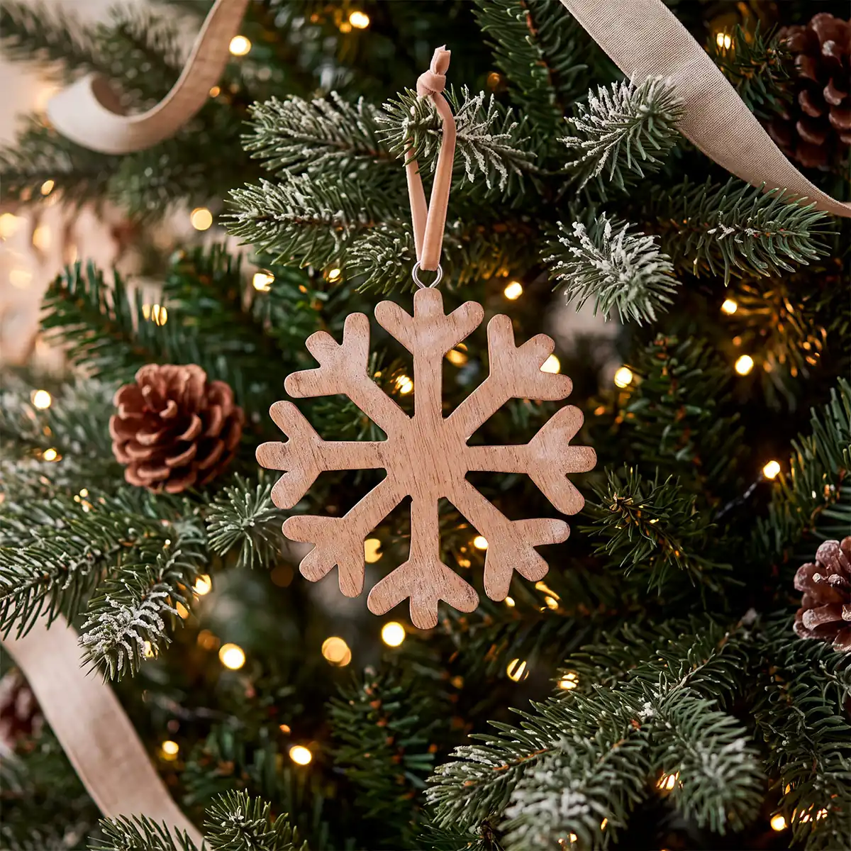 ADORNO NAVIDEÑO PARA ÁRBOL MAISON LINETT COPO MADERA - 1