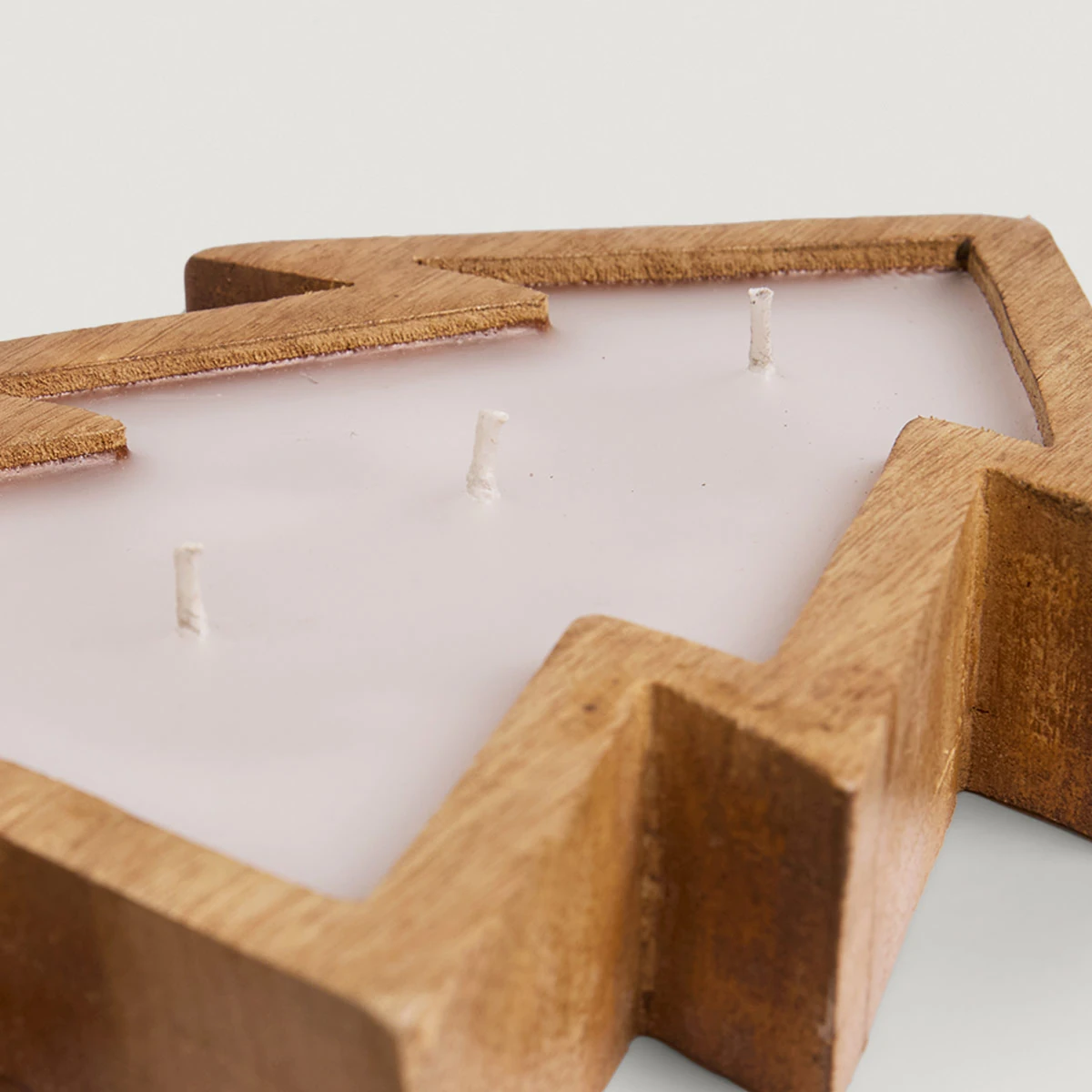VELA NAVIDEÑA MAISON LINETT PINO MADERA 22 CM - 3