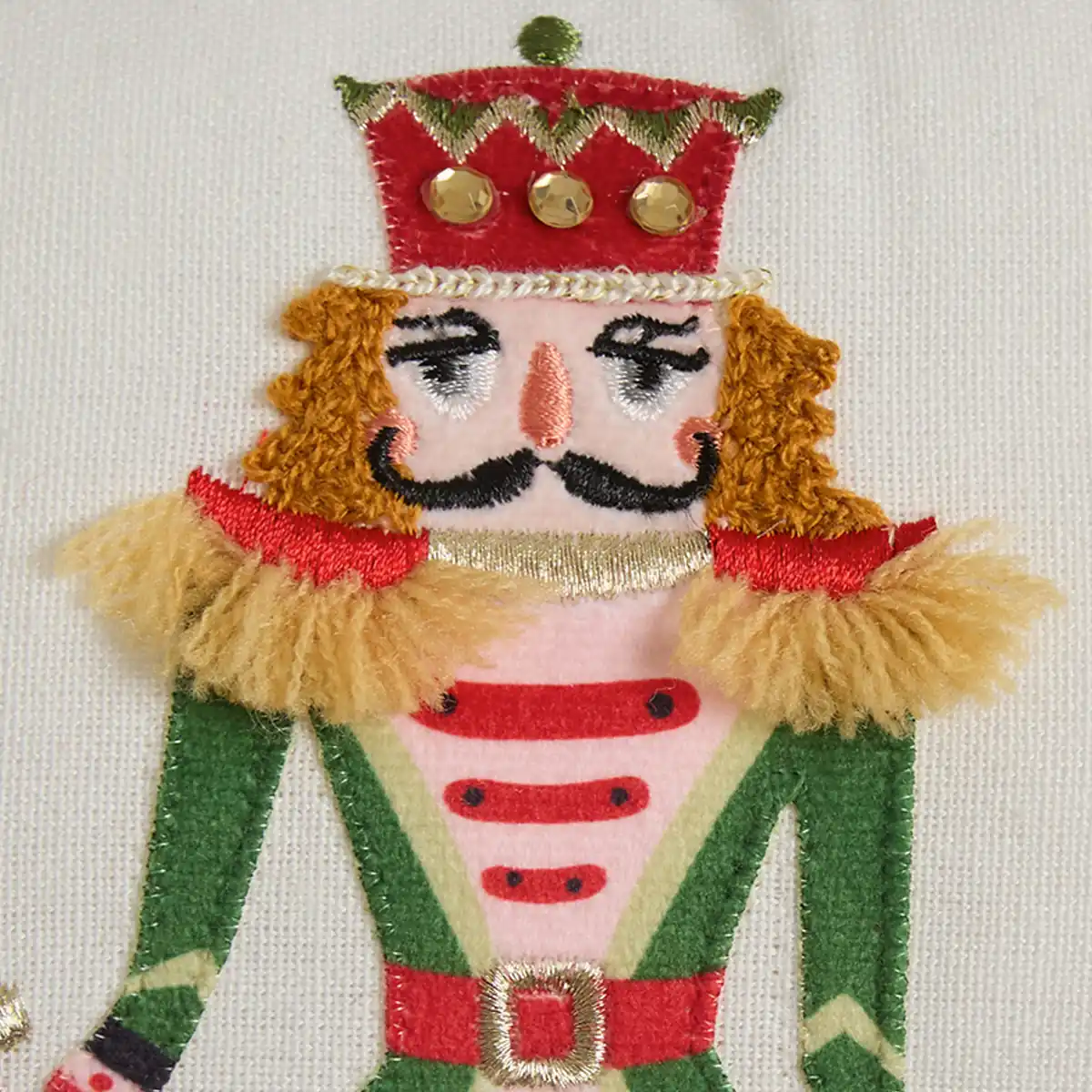 COJÍN NAVIDEÑO RIPLEY HOME CASCANUECES 48X26 CM - 5