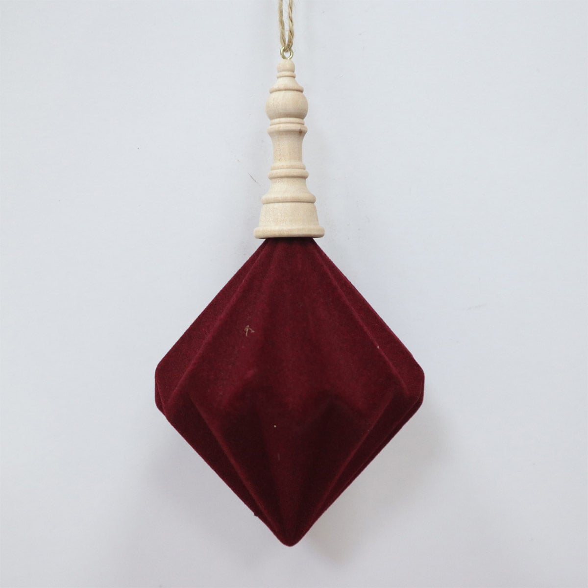 ADORNO NAVIDEÑO PARA ÁRBOL RIPLEY HOME DIAMANTE ACANALADO 17 CM - 1