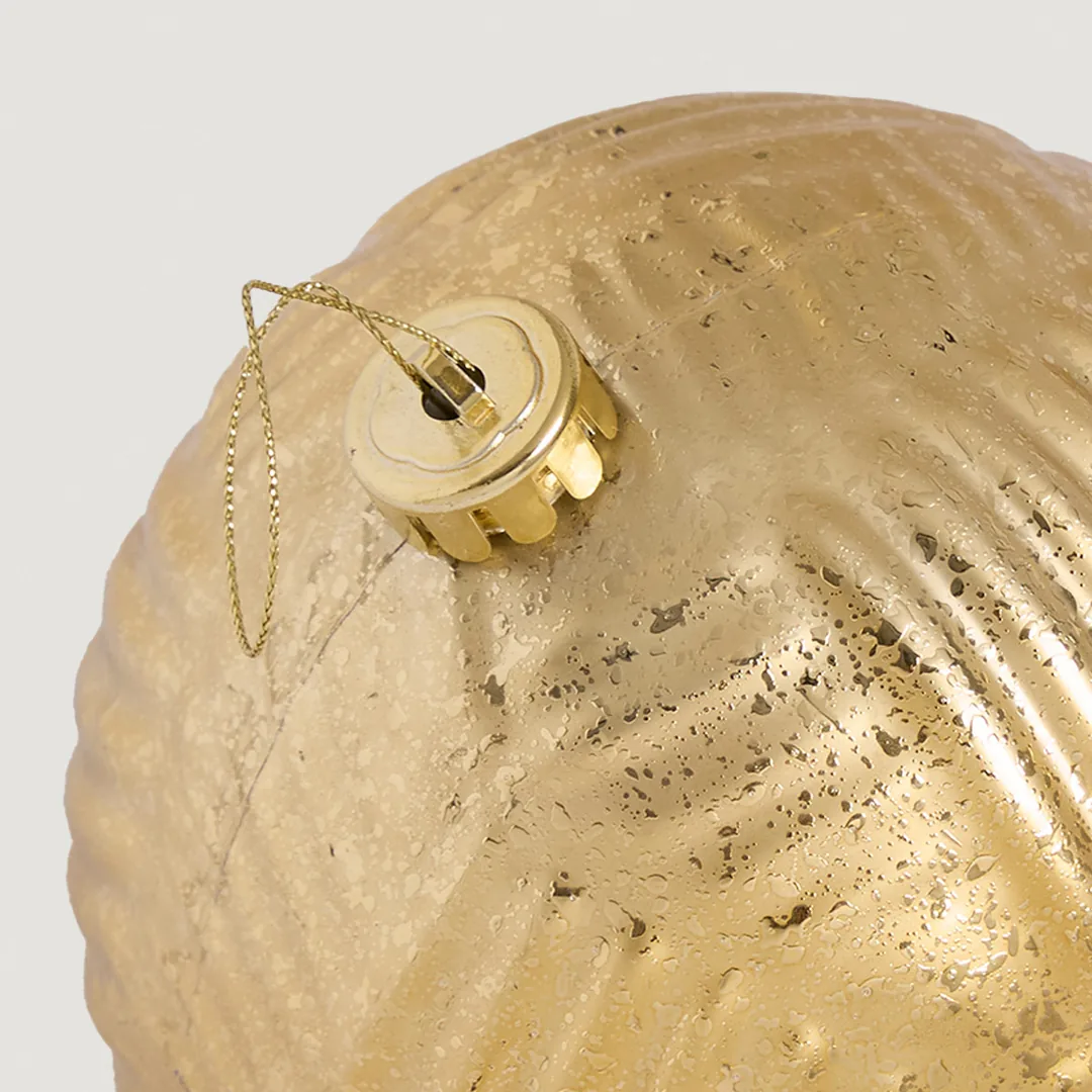 ADORNO NAVIDEÑO PARA ÁRBOL RIPLEY HOME ESFERA ACANALADA 15 CM - 3