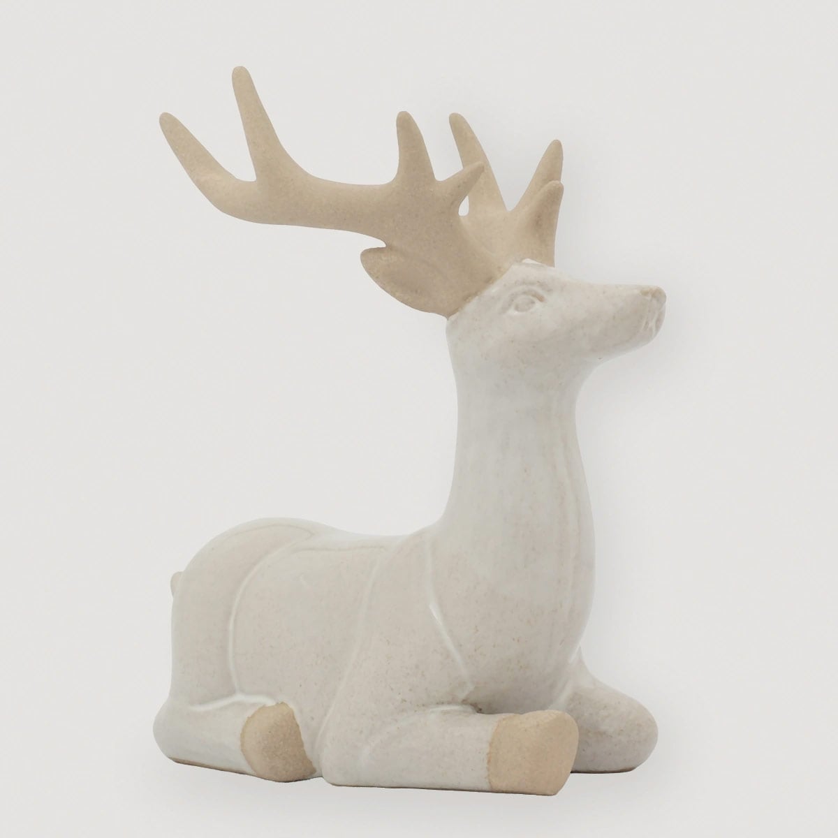 ADORNO NAVIDEÑO MAISON LINETT RENO SENTADO 22.2 CM - 1