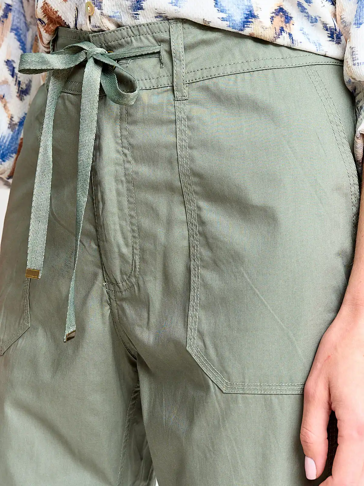 PANTALÓN MUJER AZIZ CAPRI ALIA - 4