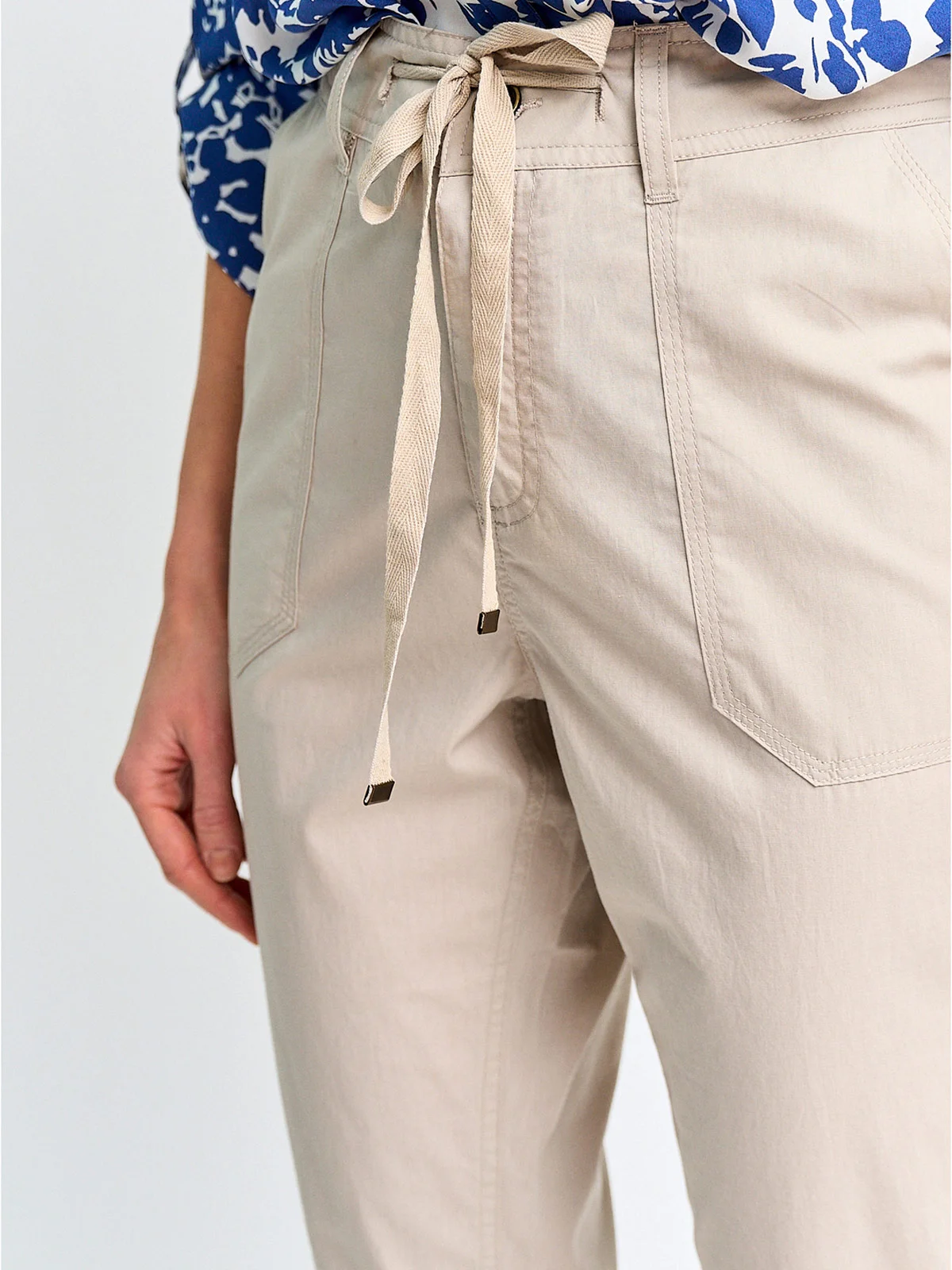 PANTALÓN MUJER AZIZ CAPRI ALIA - 4