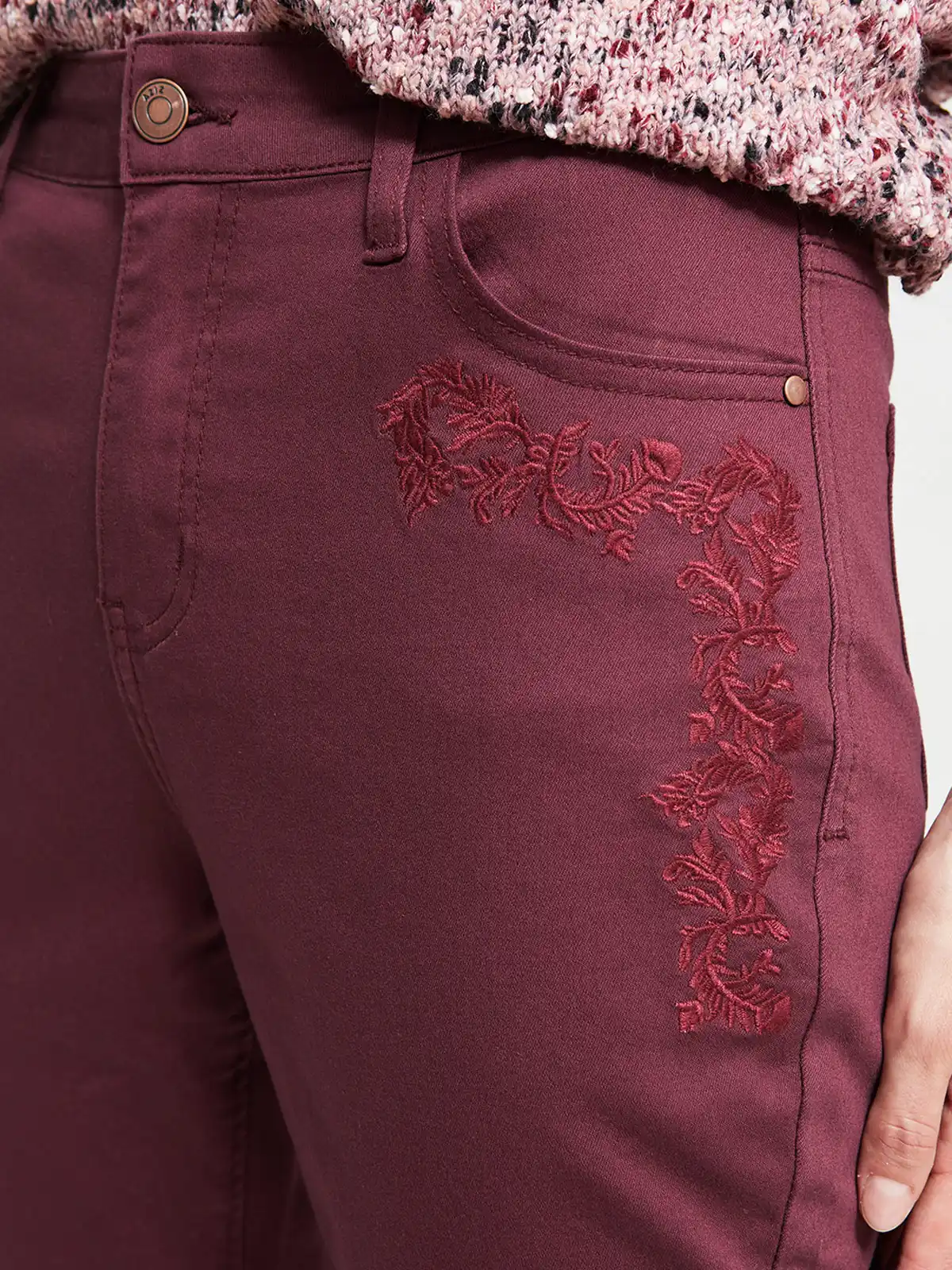 JEANS REGULAR MUJER AZIZ BORDADO - 4