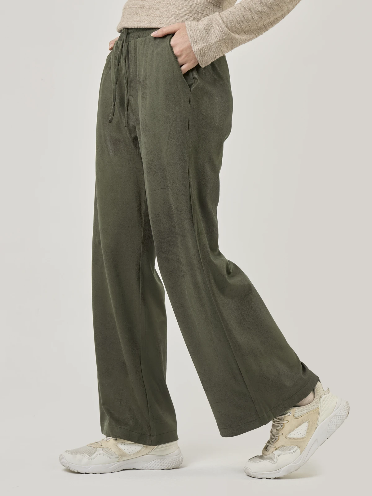 PANTALÓN REGULAR MUJER AZIZ SUEDE - 5