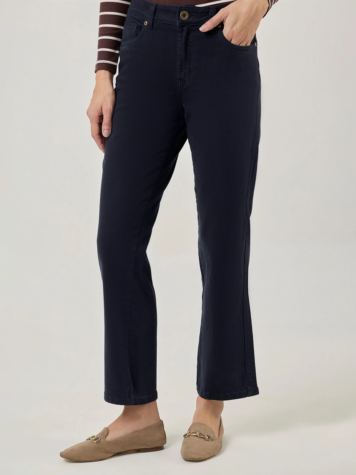 PANTALÓN REGULAR MUJER NAVIGATA BRIANA - 3