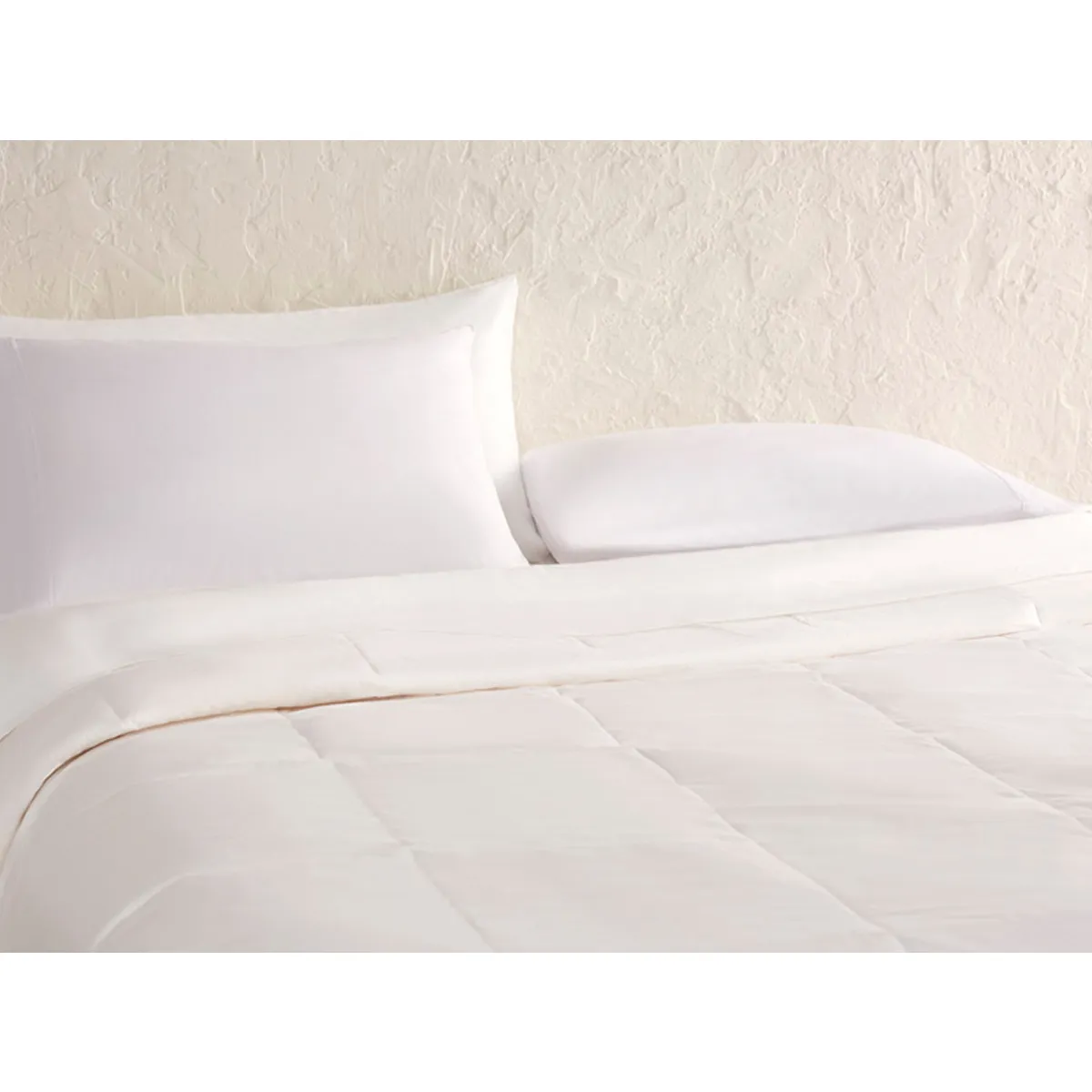 EDREDÓN MAISON LINETT PLUMA KING BLANCO COLOR ENTERO - 1