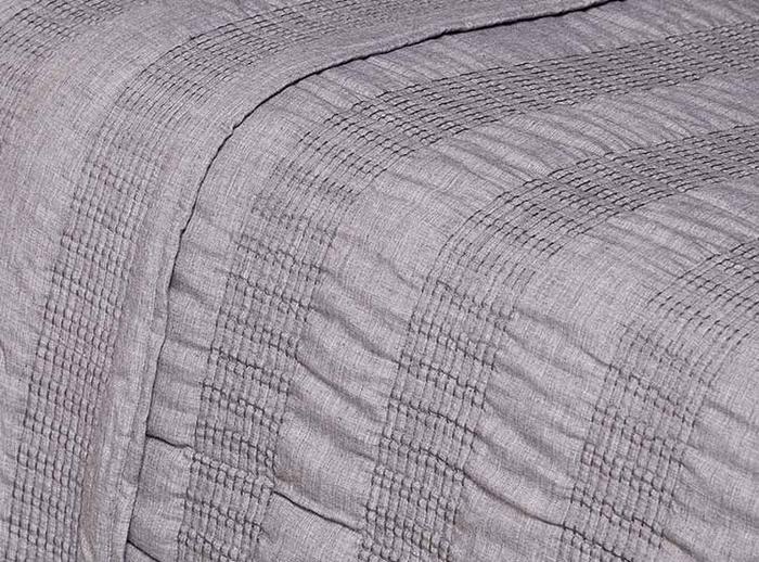 CUBRECAMA MAISON LINETT STRIPES 2 PLAZAS GRIS