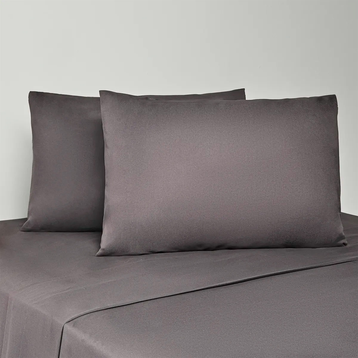 SET DE SÁBANAS + 2 FUNDAS ALMOHADAS + EDREDÓN QUEEN MICROFIBRA GRAFITO - 3