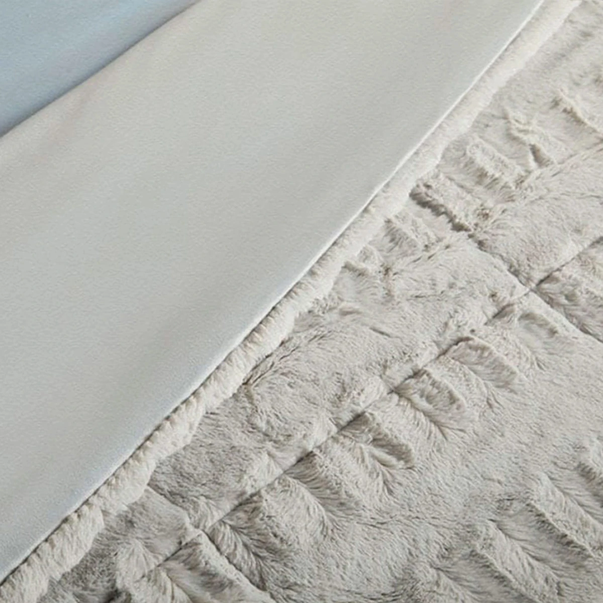 EDREDÓN RIPLEY HOME RABBIT SHERPA 1.5PL GRIS - 3