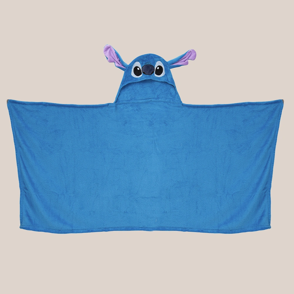 MANTA DISNEY CON CAPUCHA Y OREJAS 75X150 CMS STITCH26 - 1