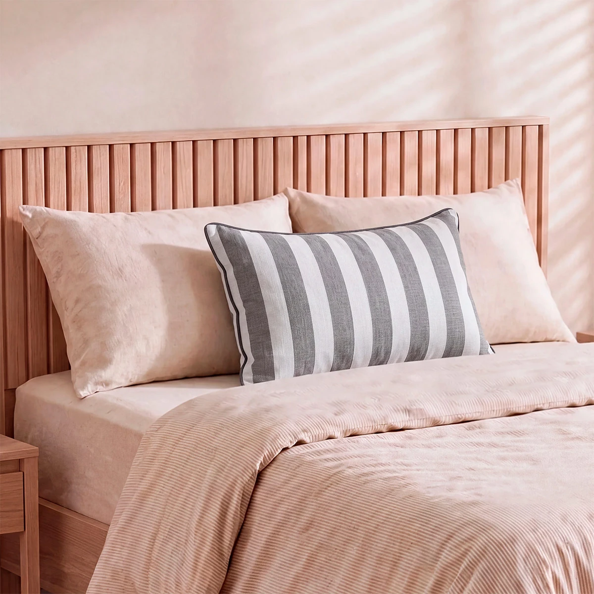 FUNDA ALMOHADA RIPLEY HOME EDREDÓN STRIPES 50X70 CM GRIS - 1