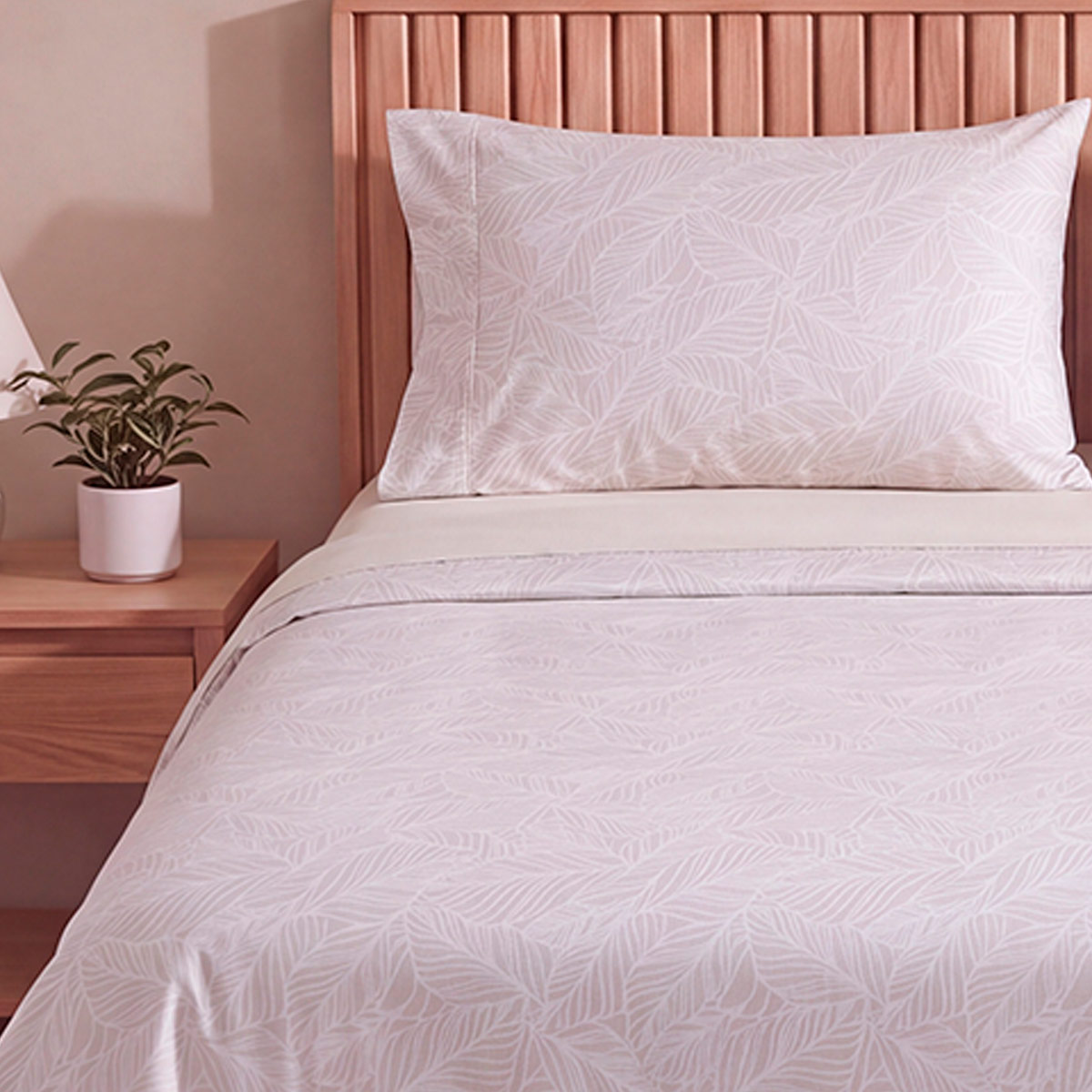 SET DE SÁBANAS RIPLEY HOME ESTAMPADA 180 HILOS QUEEN TROPICAL PALMERAS - 3