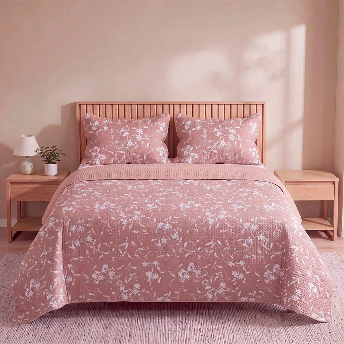 CUBRECAMA RIPLEY HOME ULTRASONIC QUEEN FLOR WHITE ROSADO - 1