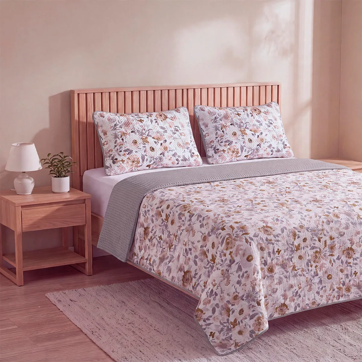 CUBRECAMA RIPLEY HOME ULTRASONIC ESTAMPADO KING FLOR ROSADO - 2
