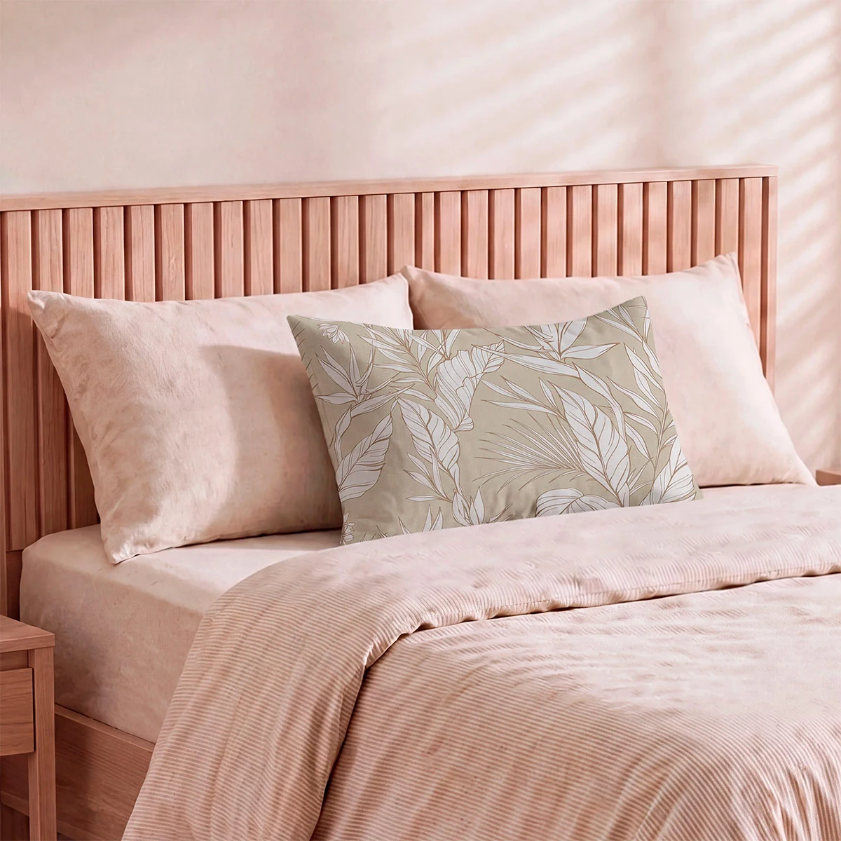 FUNDA DE ALMOHADA RIPLEY HOME EDREDÓN MICROFIBRA 50X70 CM HOJAS TAUPE - 1