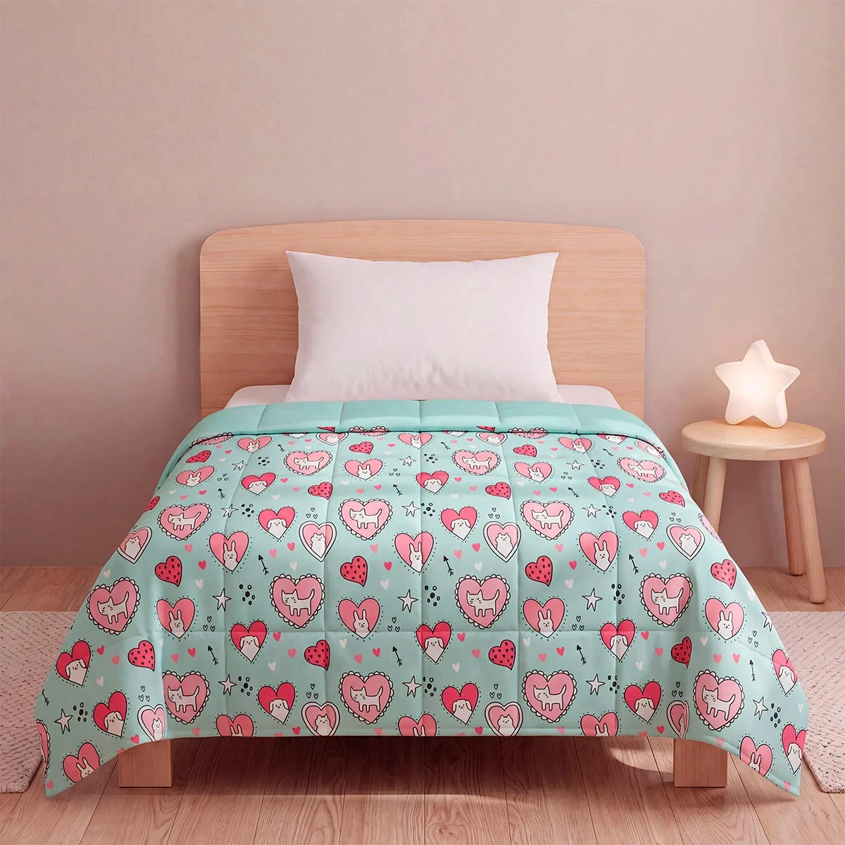 EDREDÓN RIPLEY HOME MICROFIBRA 1.5 PLAZAS CORAZONES ROSA - 1