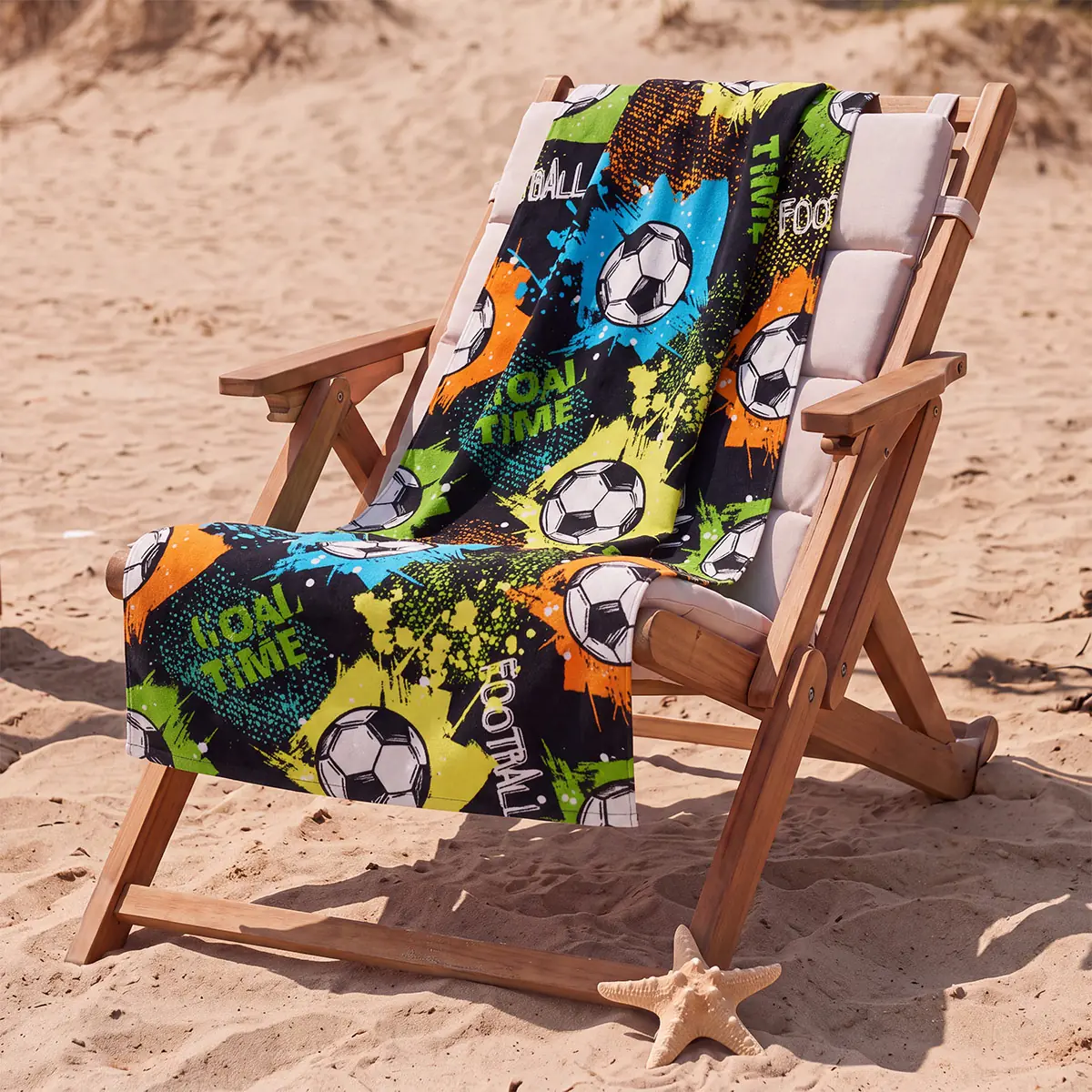 TOALLA DE PLAYA RIPLEY HOME FÚTBOL VELOUR NEGRO - 1