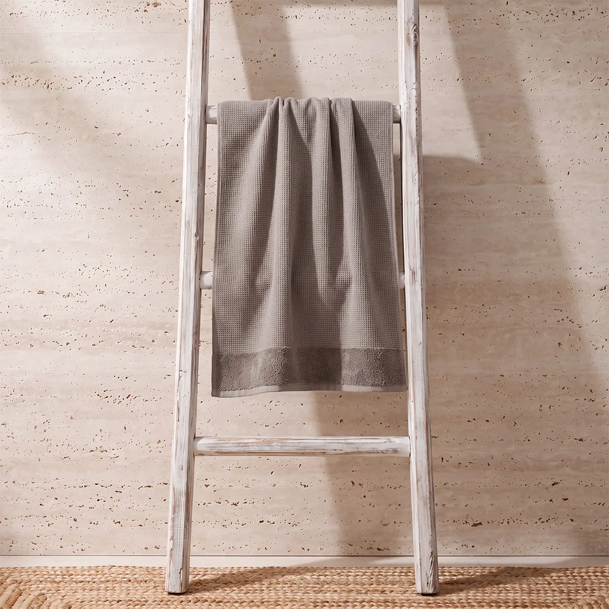 TOALLA DE BAÑO RIPLEY HOME WAFFLE 70X140 CM ARENA - 1