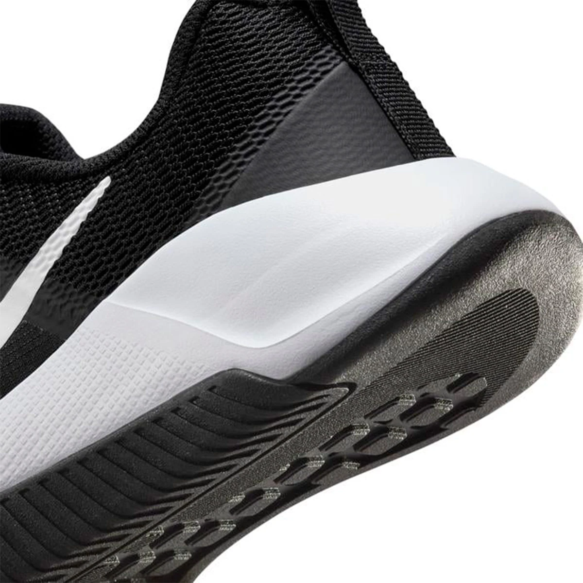 ZAPATILLAS MUJER NIKE CROSS TRAINING NEGRO MC TRAINER 3 - 5