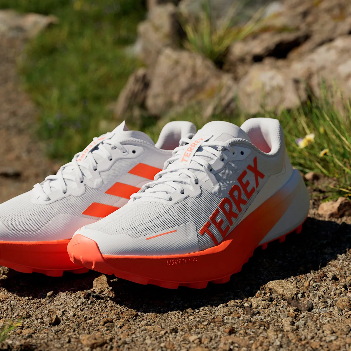 ZAPATILLAS MUJER ADIDAS HIKING BLANCO TERREX AGRAVIC 3 - 2