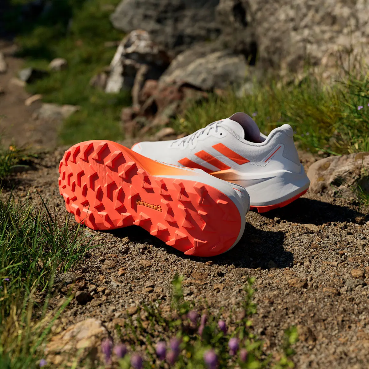 ZAPATILLAS MUJER ADIDAS HIKING BLANCO TERREX AGRAVIC 3 - 6