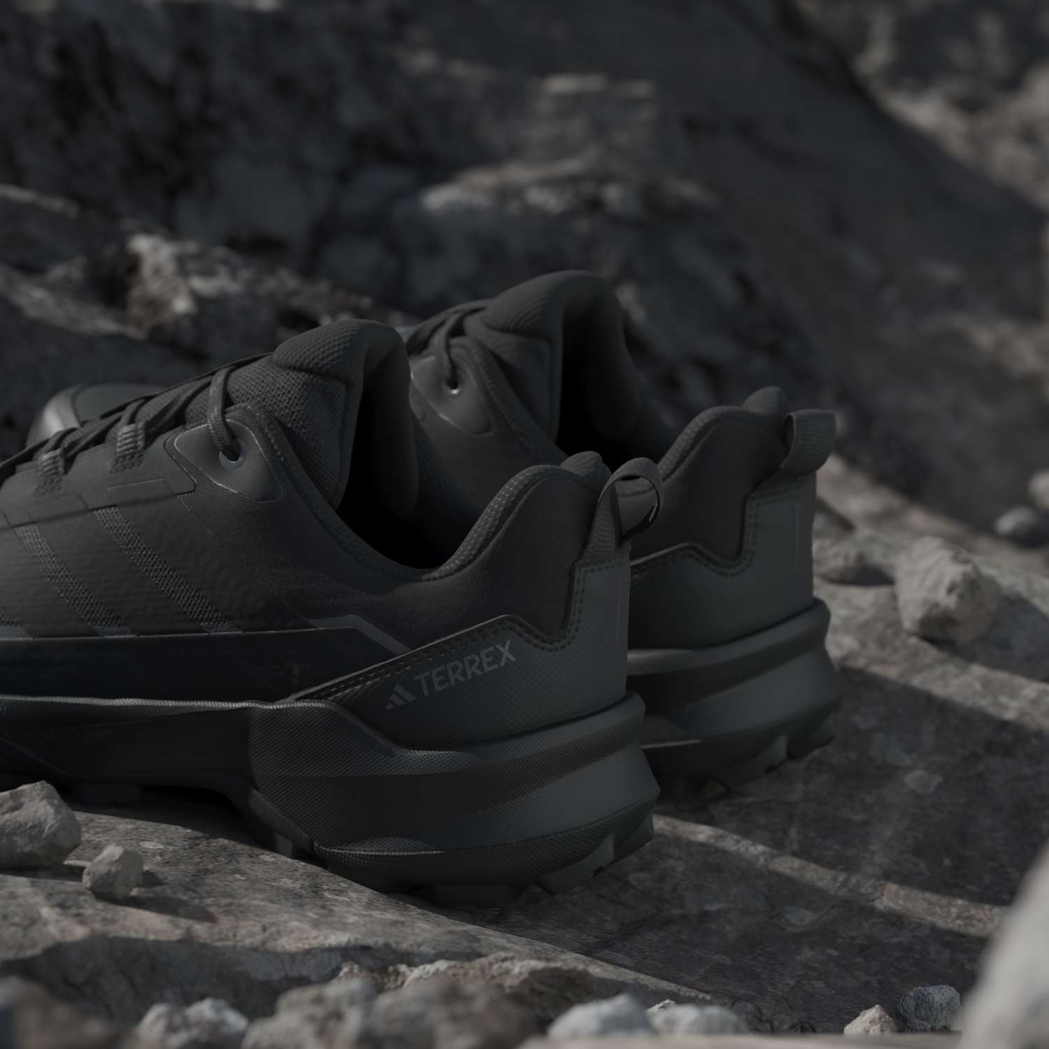 ZAPATILLAS HOMBRE ADIDAS TERREX OUTDOOR NEGRO SKYCHASER AX5 - 8