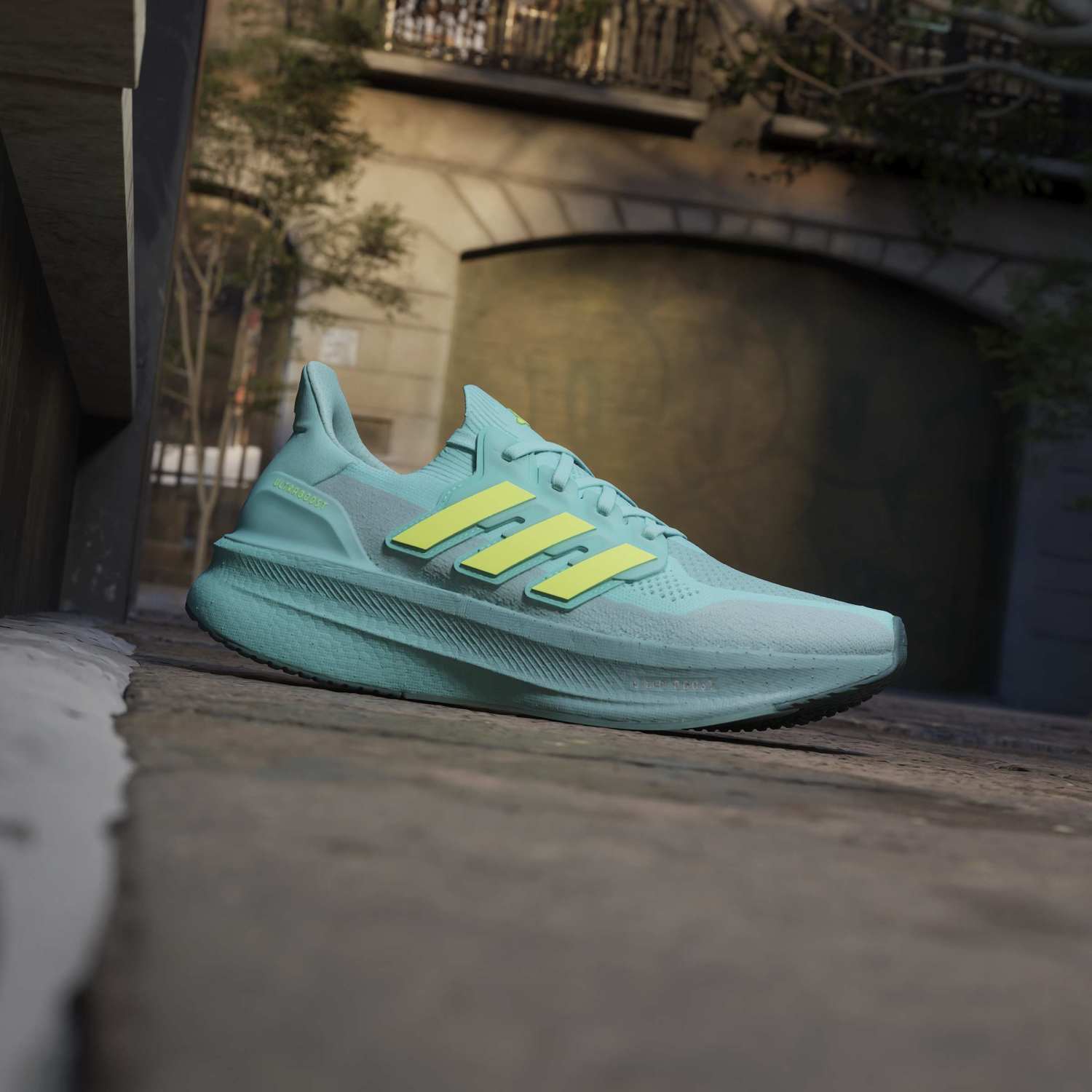 ZAPATILLAS MUJER RUNNING ULTRABOOST 5 - 2