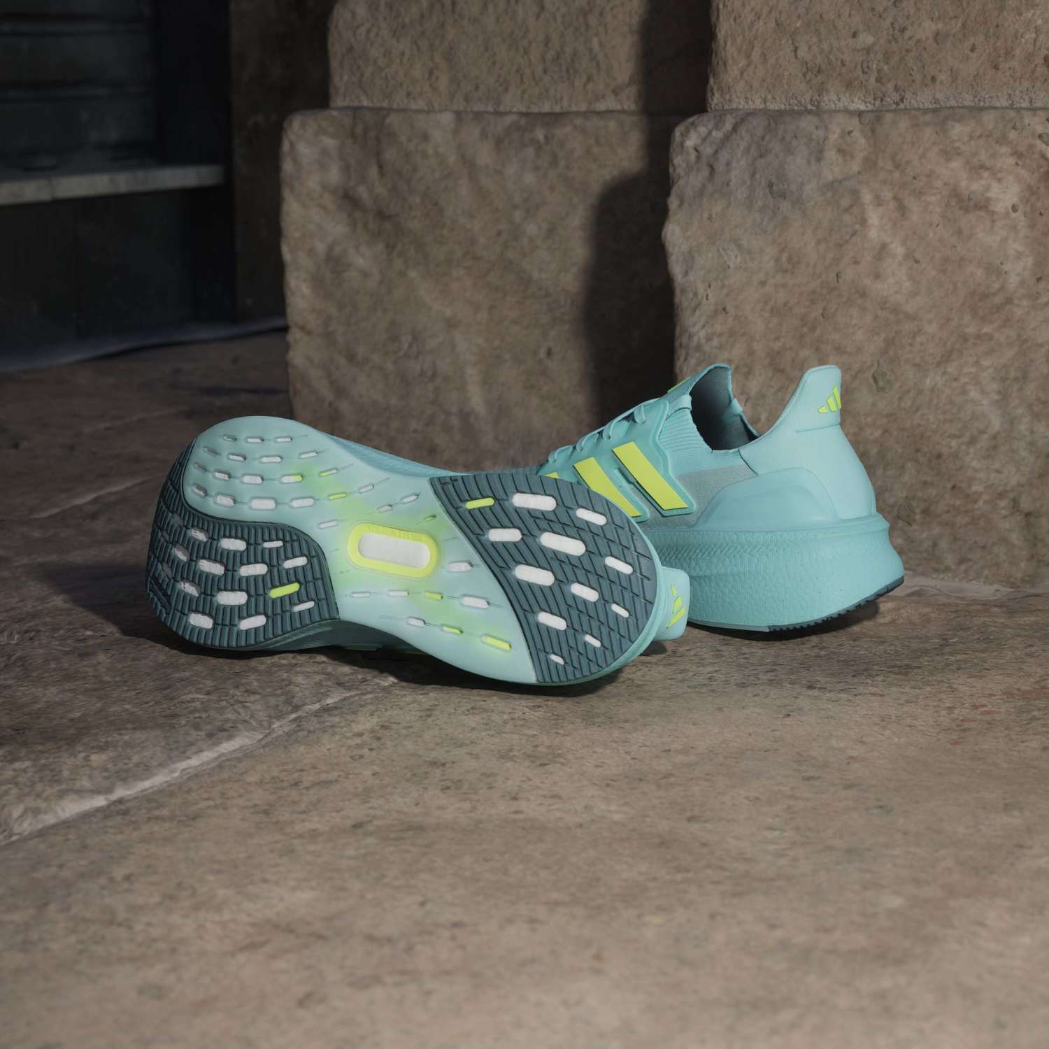 ZAPATILLAS MUJER RUNNING ULTRABOOST 5 - 3