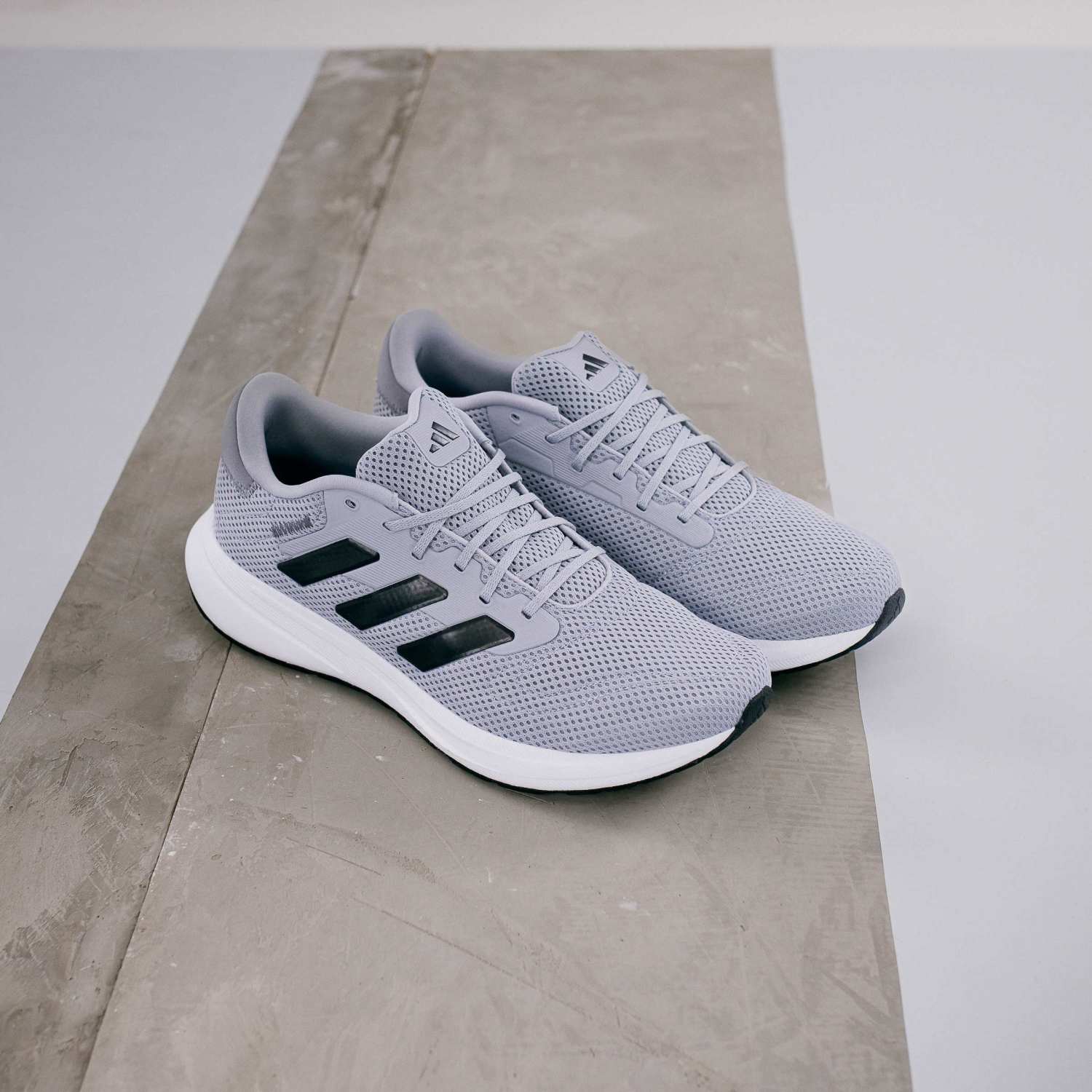 ZAPATILLAS UNISEX ADIDAS RUNNING RESPONSE RUNNER - 3