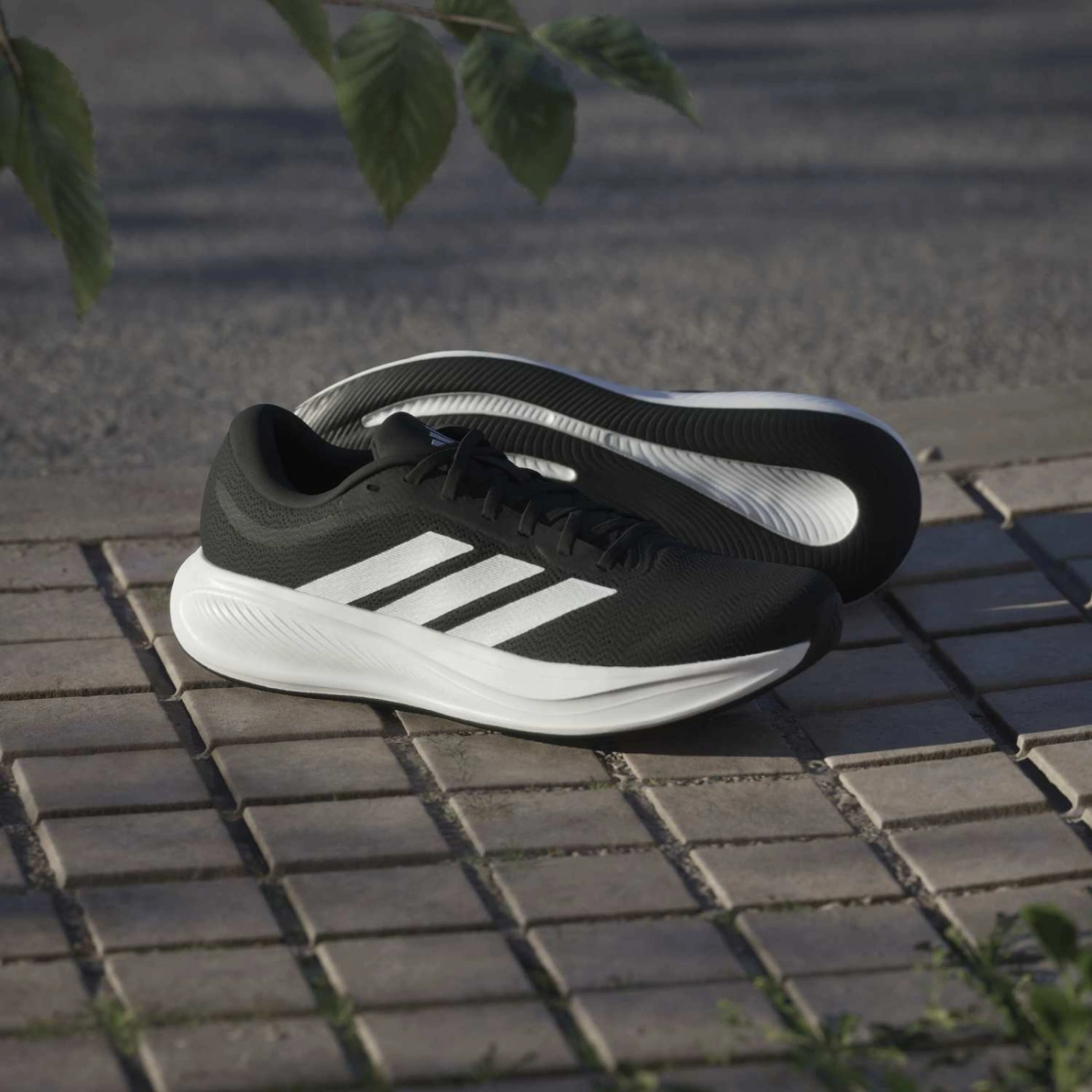 ZAPATILLAS HOMBRE ADIDAS RUNNING NEGRO RESPONSE RUNNER 2 - 14