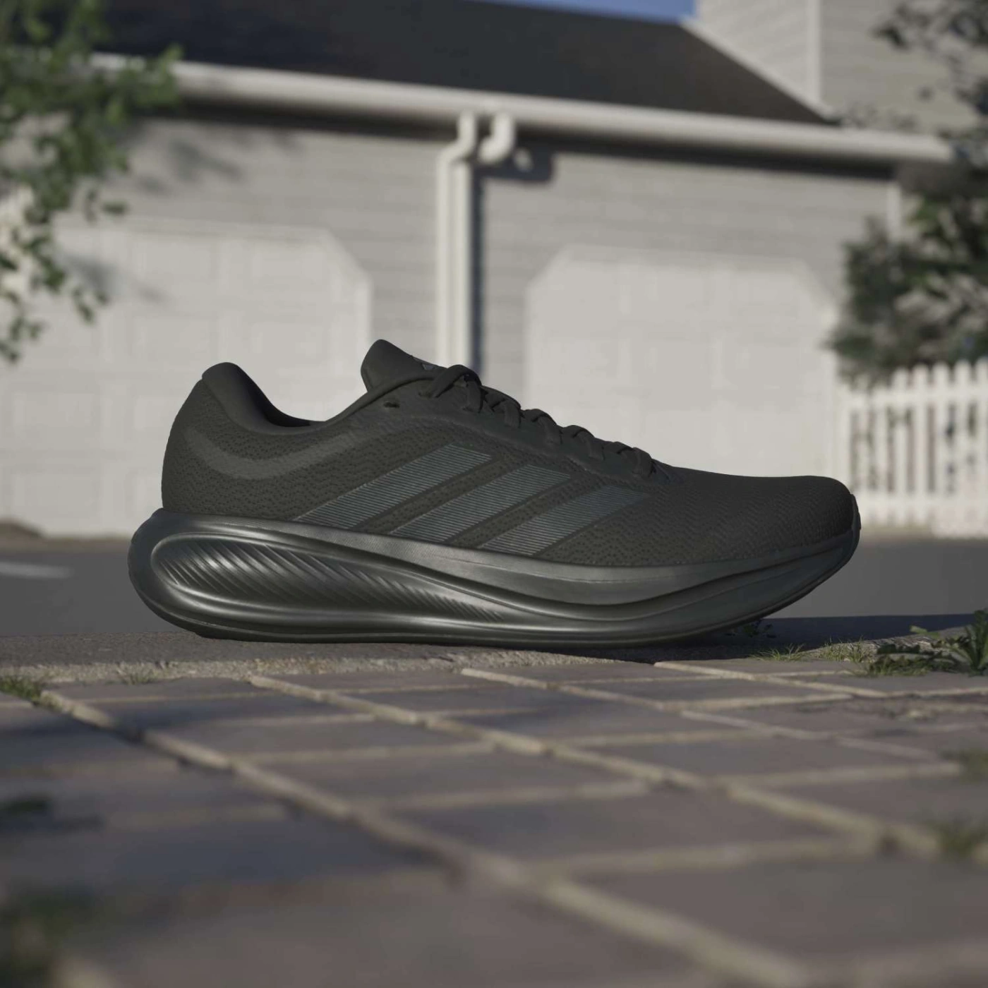ZAPATILLAS HOMBRE ADIDAS RUNNING NEGRO RESPONSE RUNNER 2 - 1