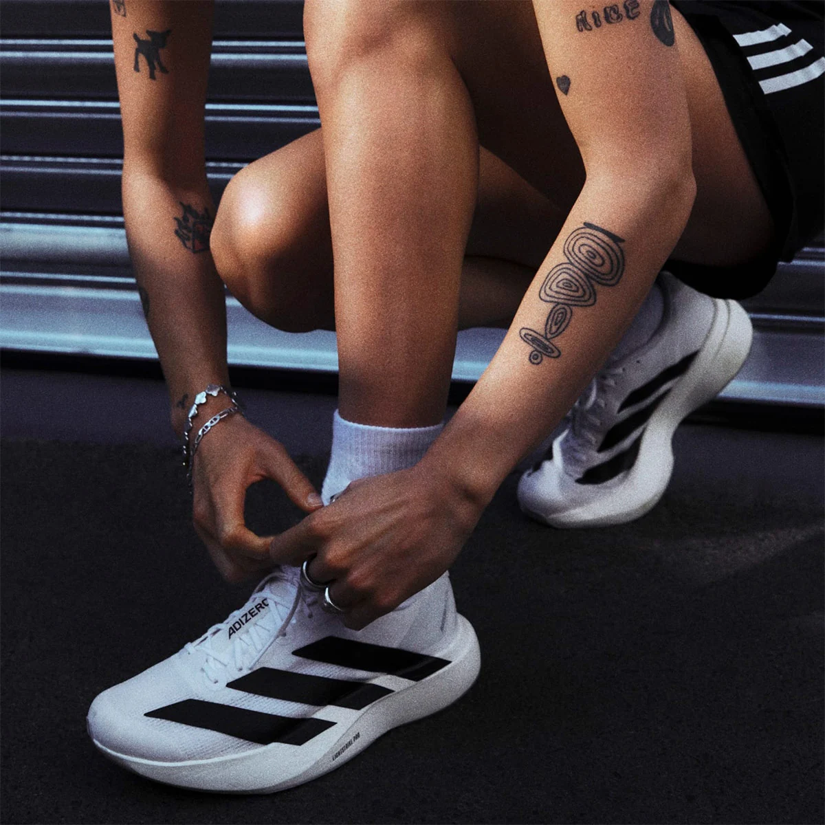 ZAPATILLAS MUJER ADIDAS ADIZERO EVO SL - 10