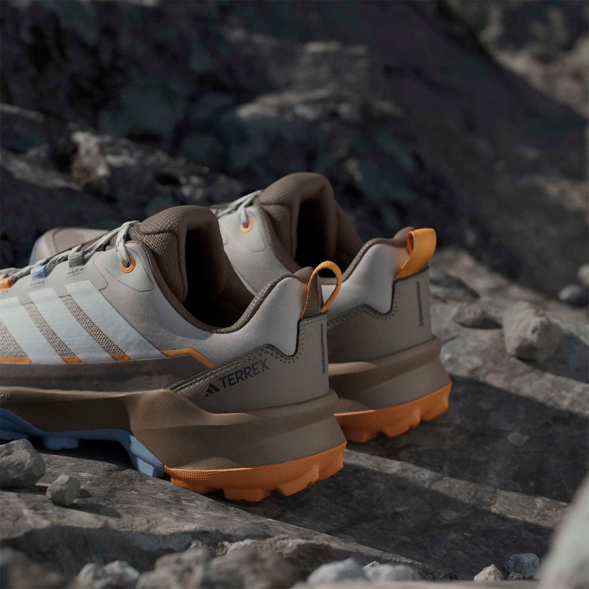 ZAPATILLAS MUJER ADIDAS TERREX TREKKING BEIGE SKYCHASER AX5 - 7