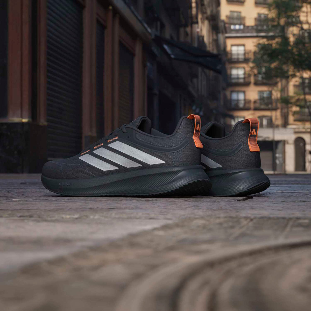 ZAPATILLAS HOMBRE ADIDAS RUNNING GRIS RUNBLAZE - 4