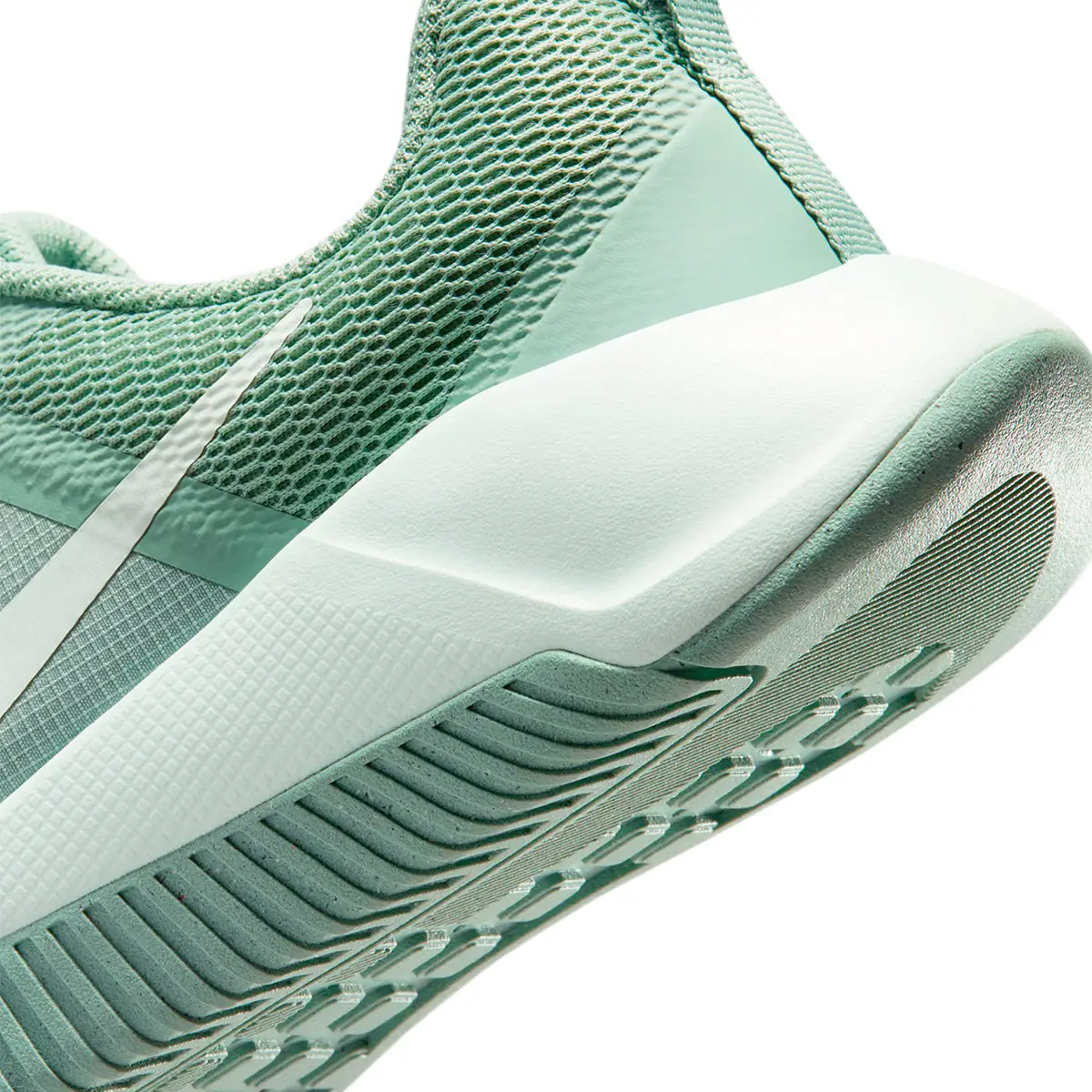 ZAPATILLAS MUJER NIKE CROSS TRAINING VERDE MC TRAINER 3 - 5