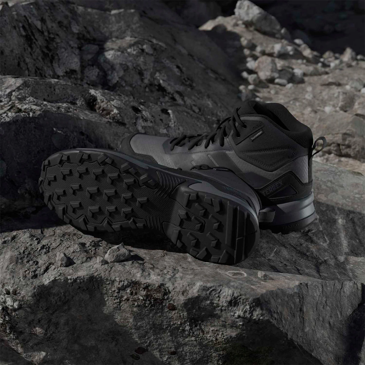 ZAPATILLAS HOMBRE ADIDAS OUTDOOR TERREX EASTRAIL 3 MID CLIMAPROOF - 9