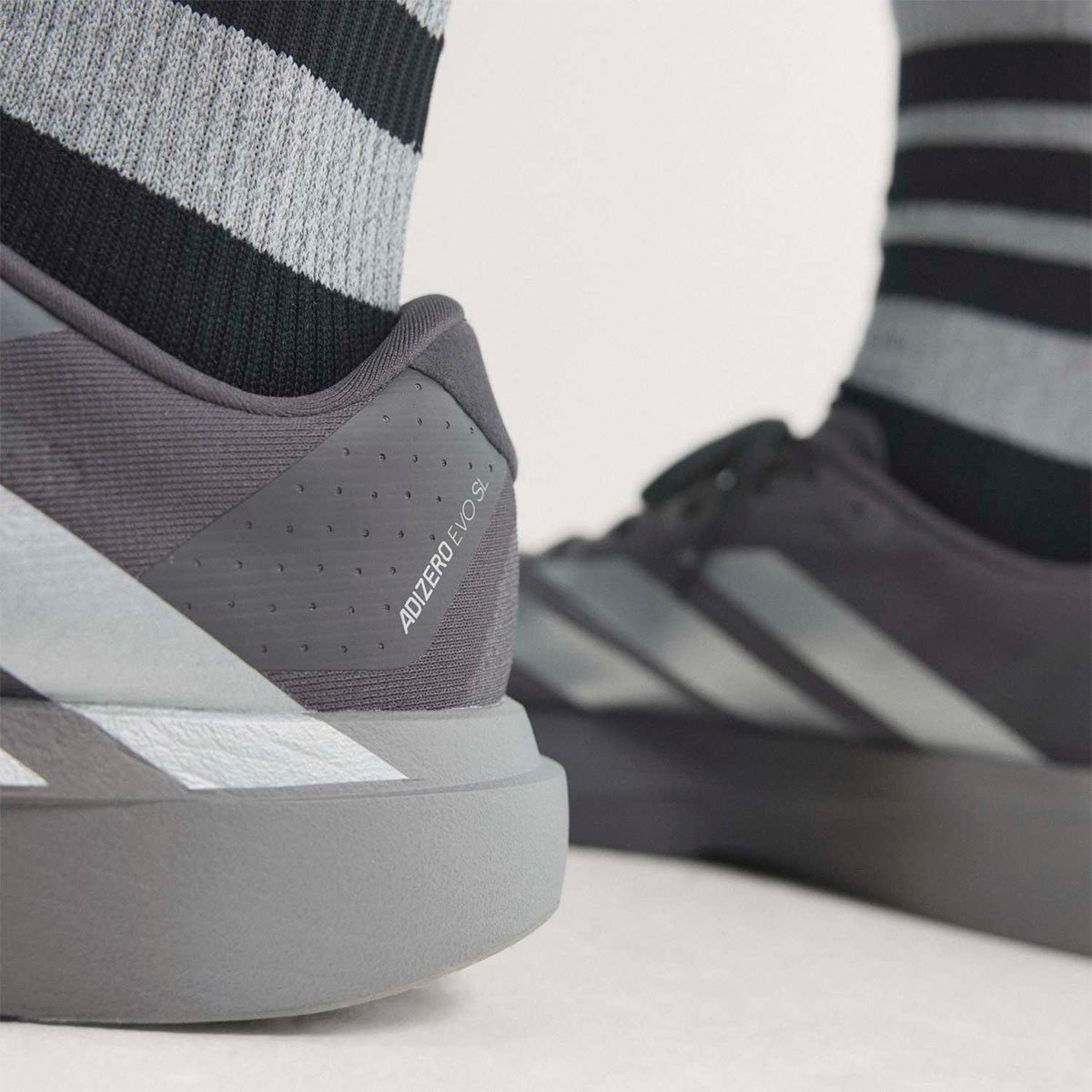 ZAPATILLAS HOMBRE ADIDAS RUNNING ADIZERO EVO SL - 6