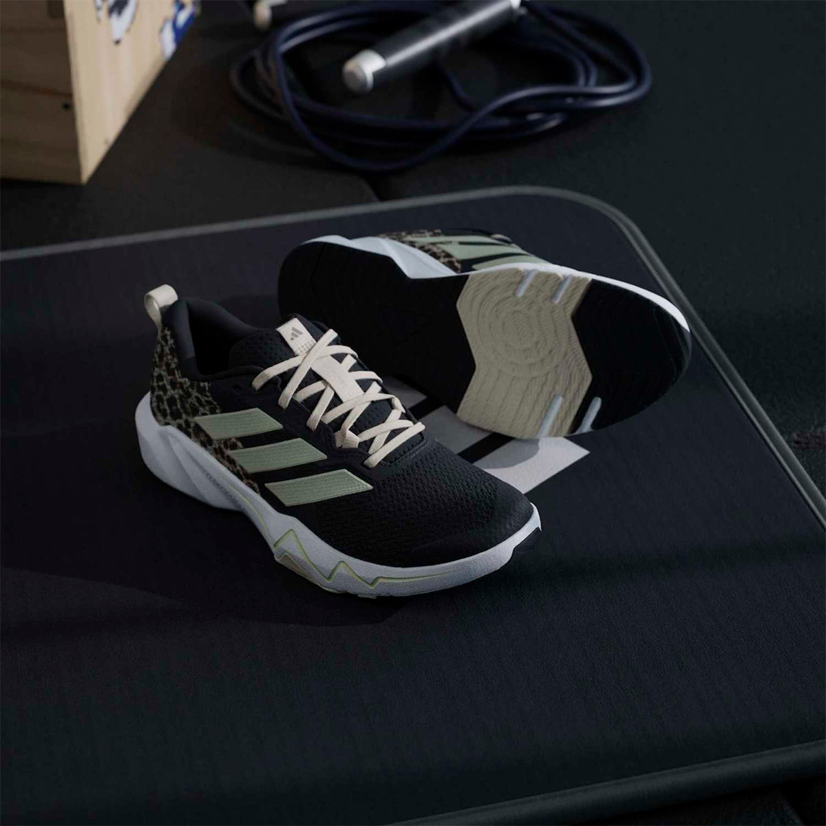 ZAPATILLAS MUJER ADIDAS CROSS TRAINING NEGRO RAPIDMOVE GO - 5