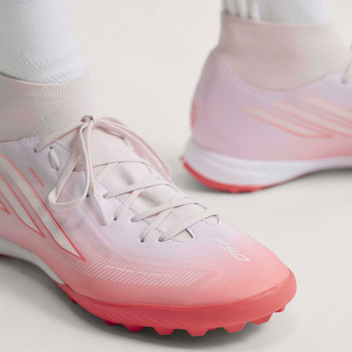 CHIMPUNES MUJER ADIDAS F50 SPARKFUSION LEAGUE PASTO ARTIFICIAL - 3
