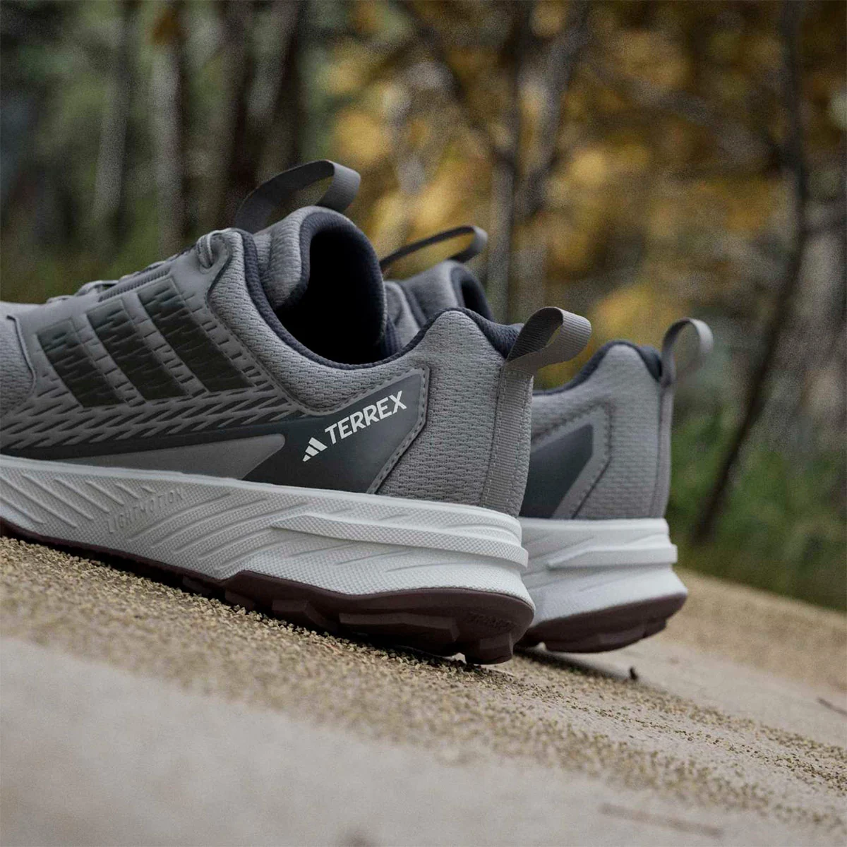 ZAPATILLAS HOMBRE ADIDAS RUNNING GRIS TRACEFINDER - 7