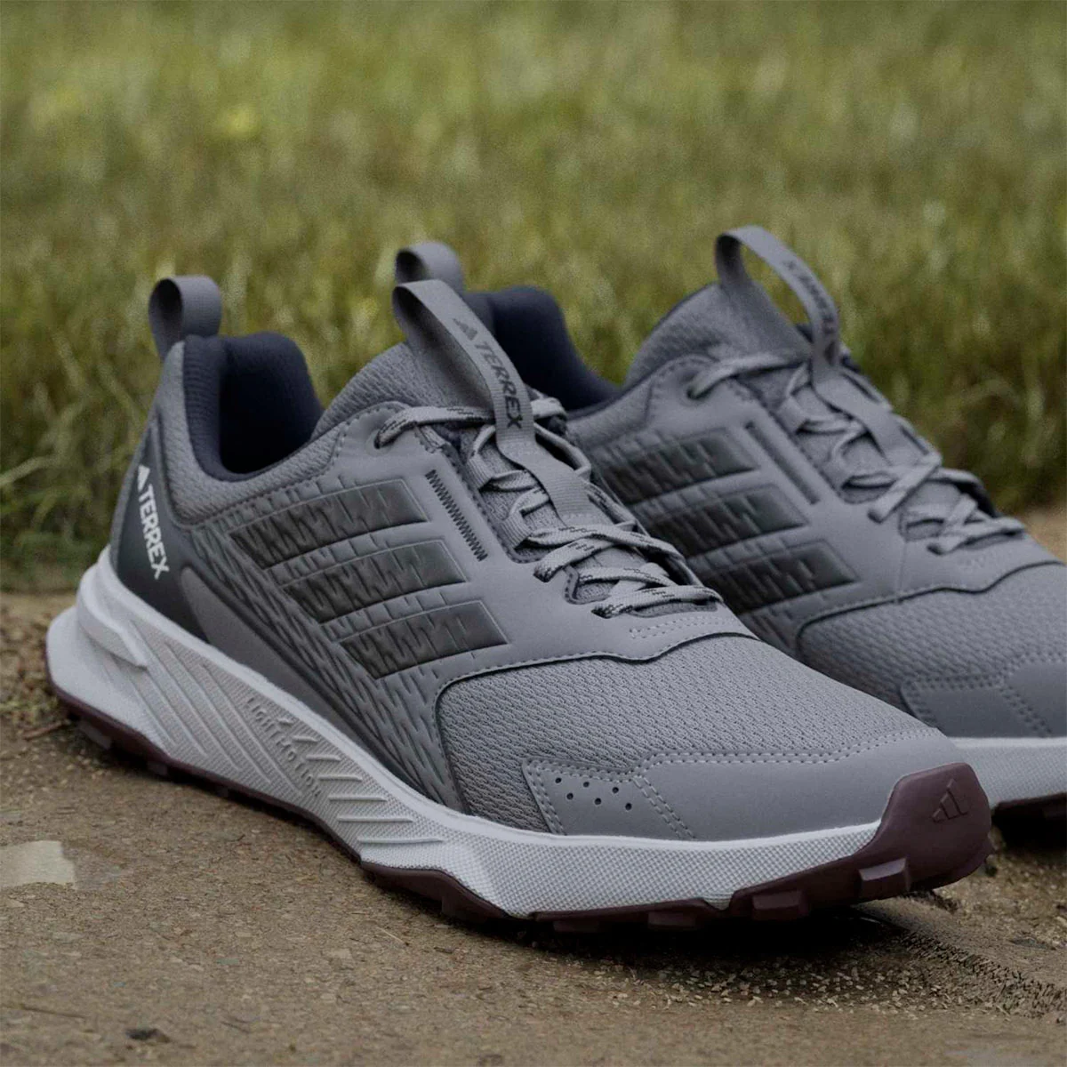 ZAPATILLAS HOMBRE ADIDAS RUNNING GRIS TRACEFINDER - 4
