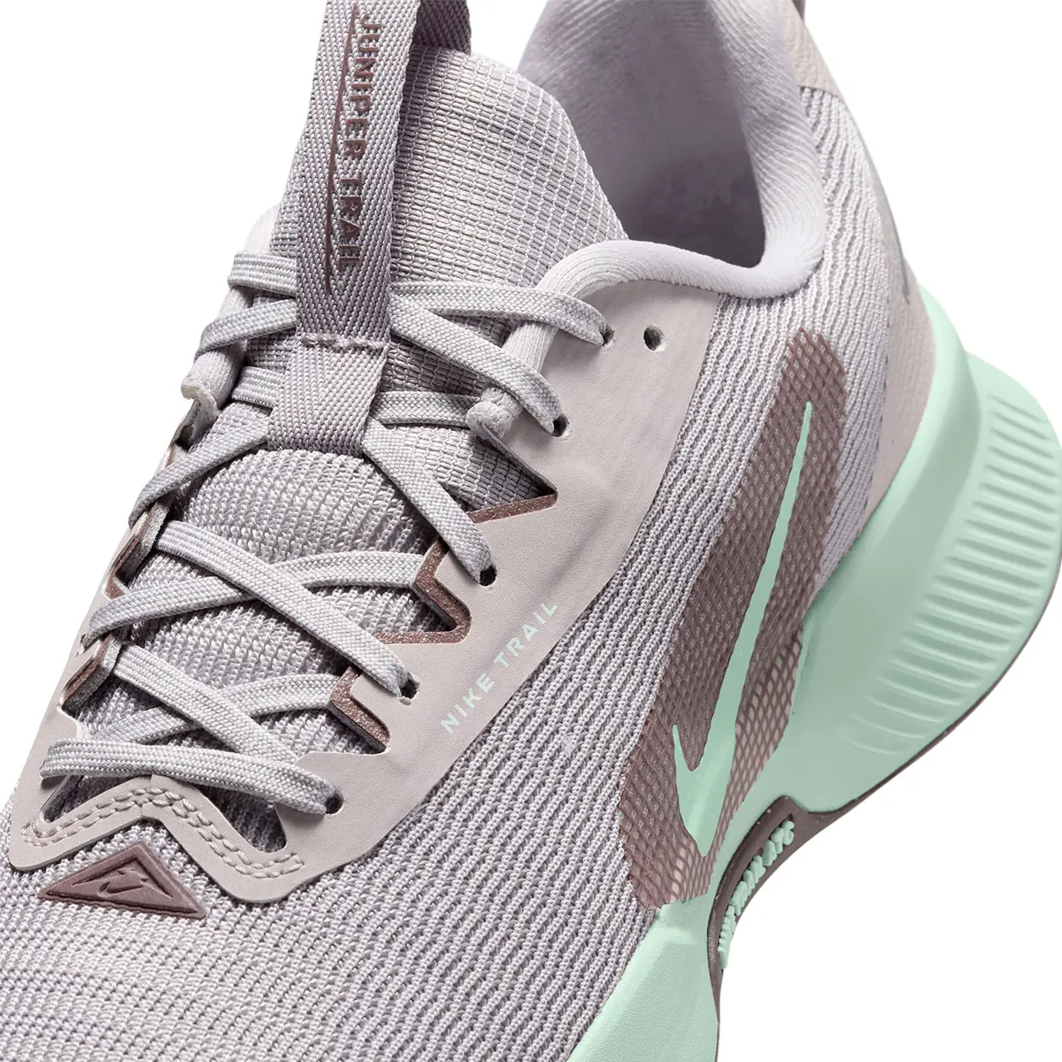 ZAPATILLAS MUJER NIKE RUNNING GRIS JUNIPER TRAIL 3 - 5
