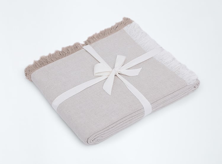 MANTEL MAISON LINETT ALGODÓN 240 CM X 180 CM TAUPE - 1