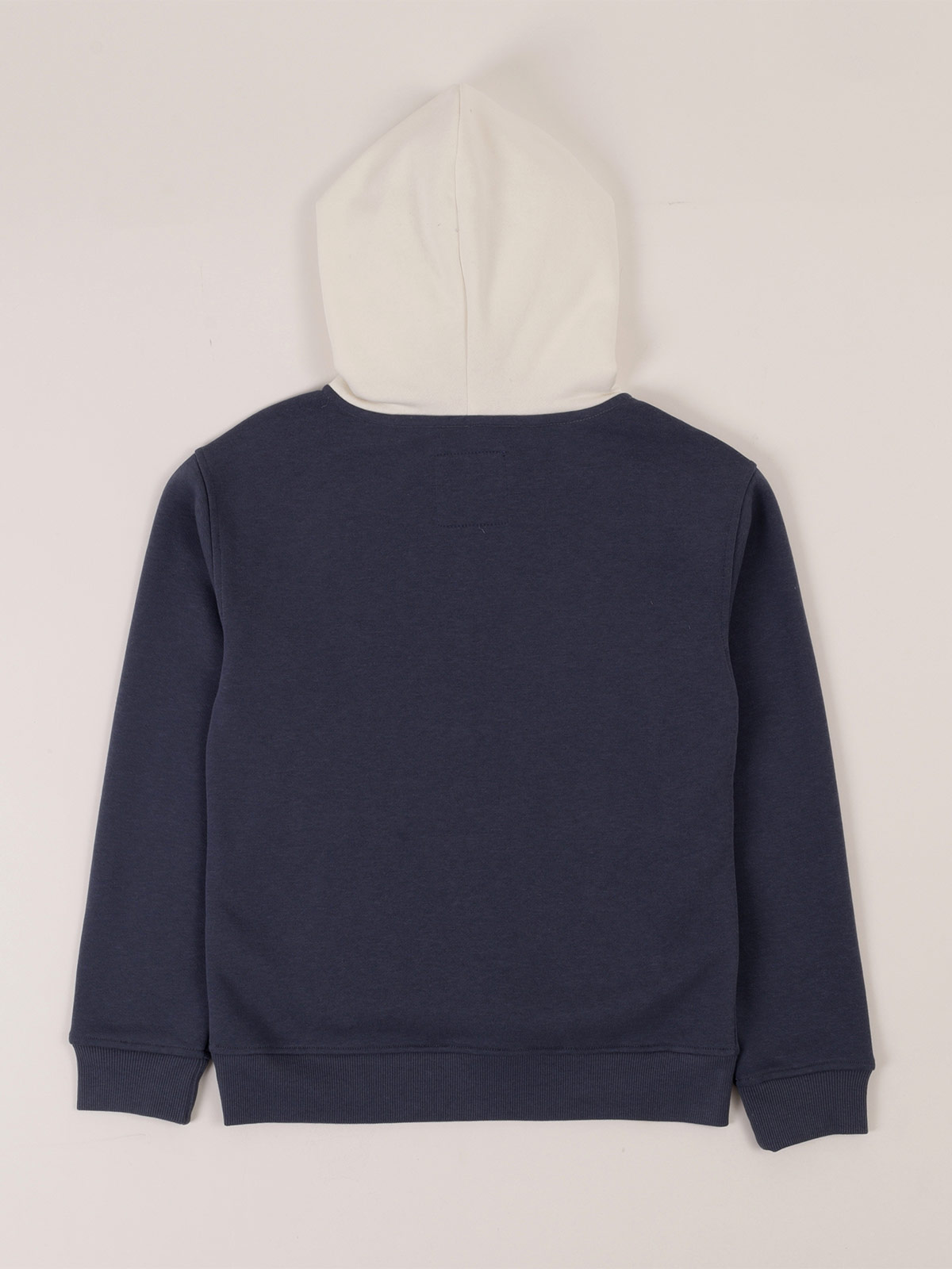 POLERA FRANELA CON CAPUCHA NIÑO HARVEST - 2