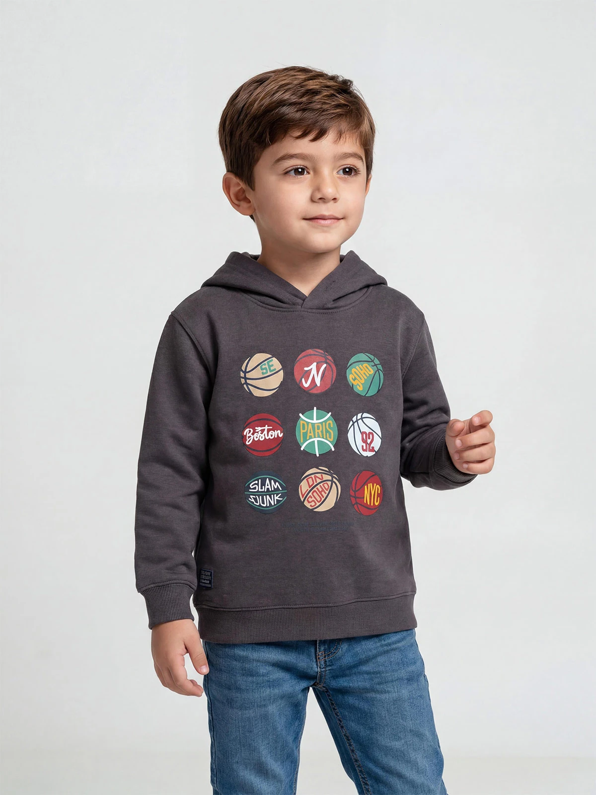 POLERA CON CAPUCHA PELOTA NIÑO HARVEST - 1