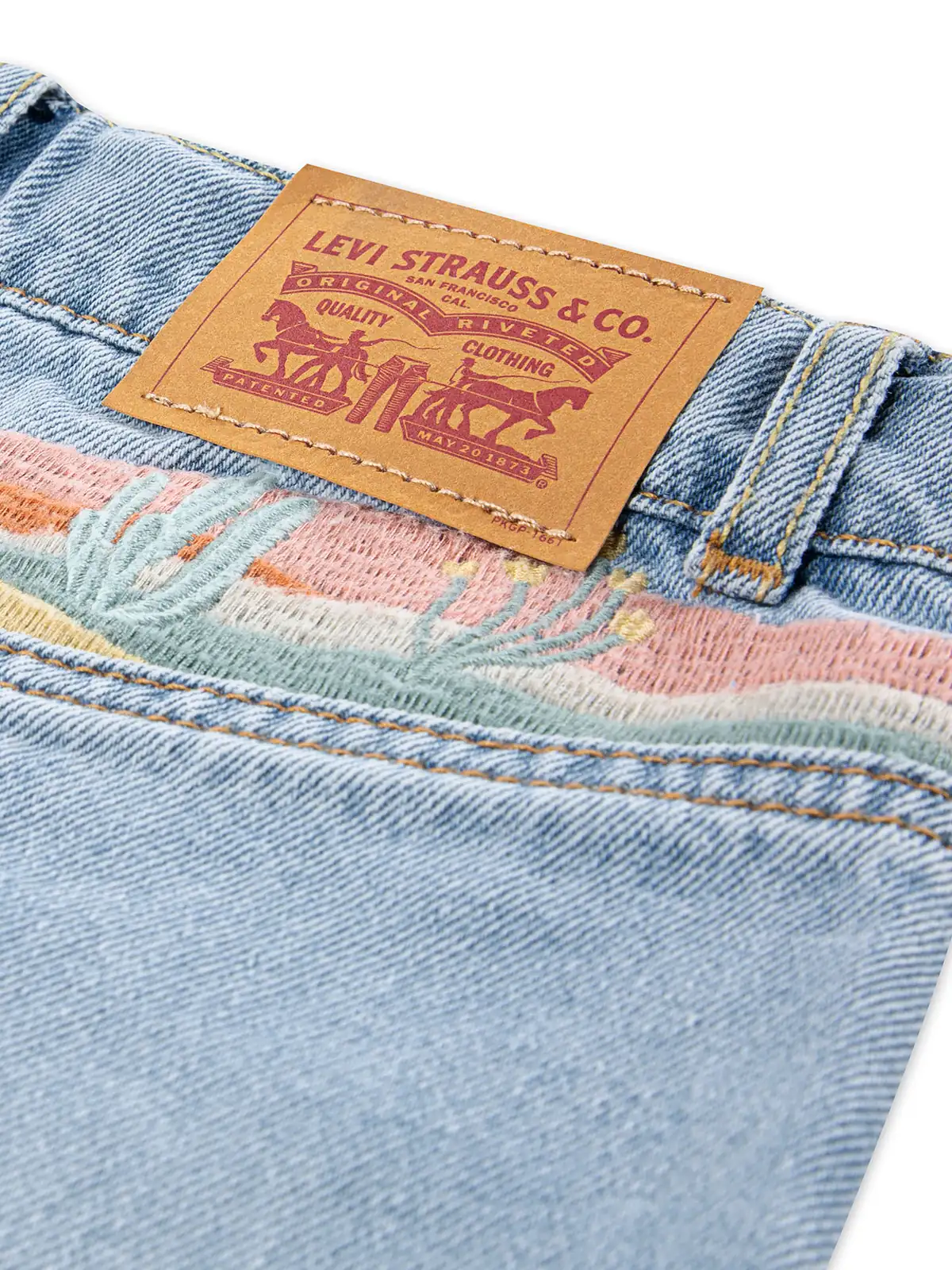 SHORT REGULAR FIT NIÑA LEVI'S - 4